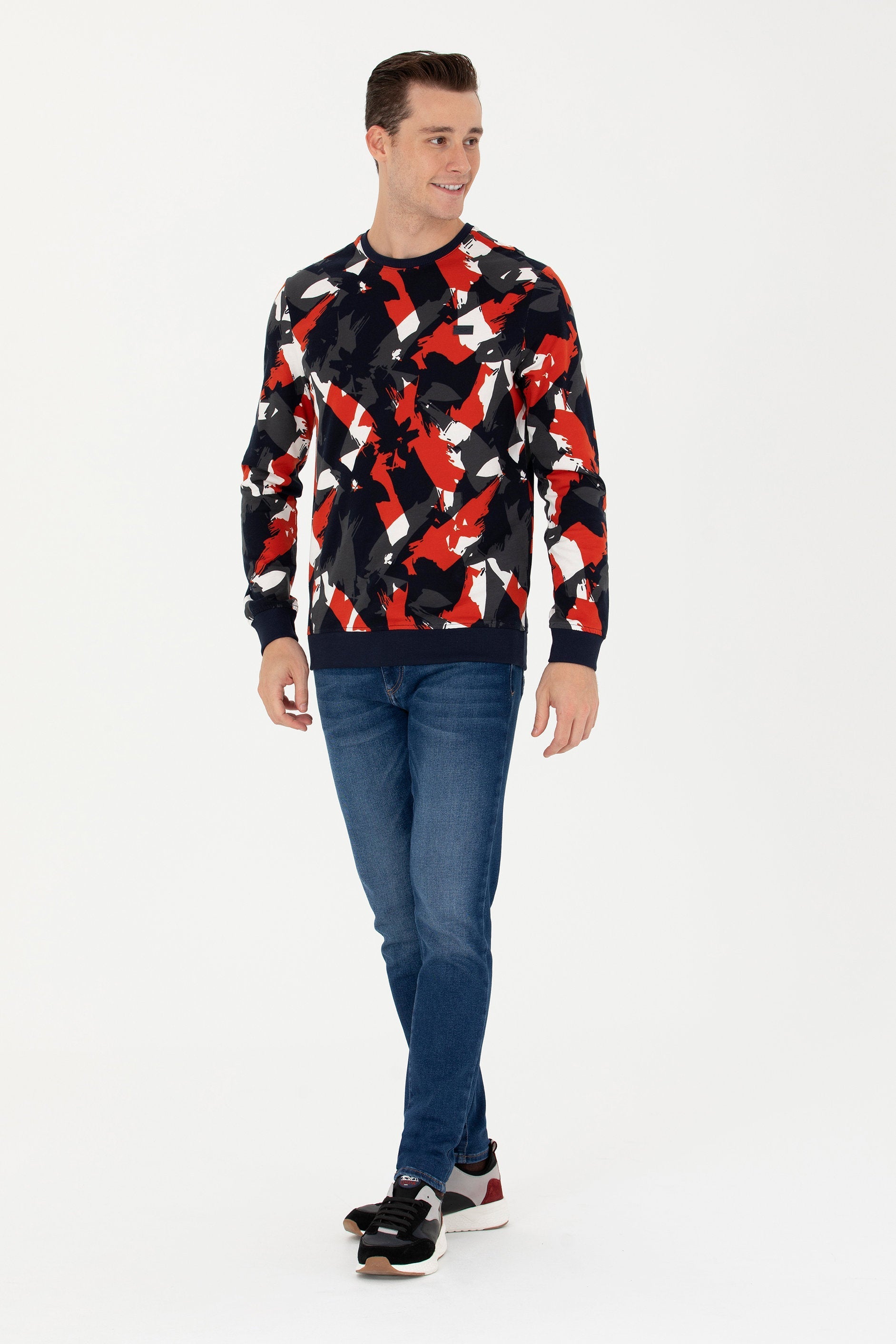 Multi-Color Sweatshirt_G081SZ0820 1668616_VR033_04