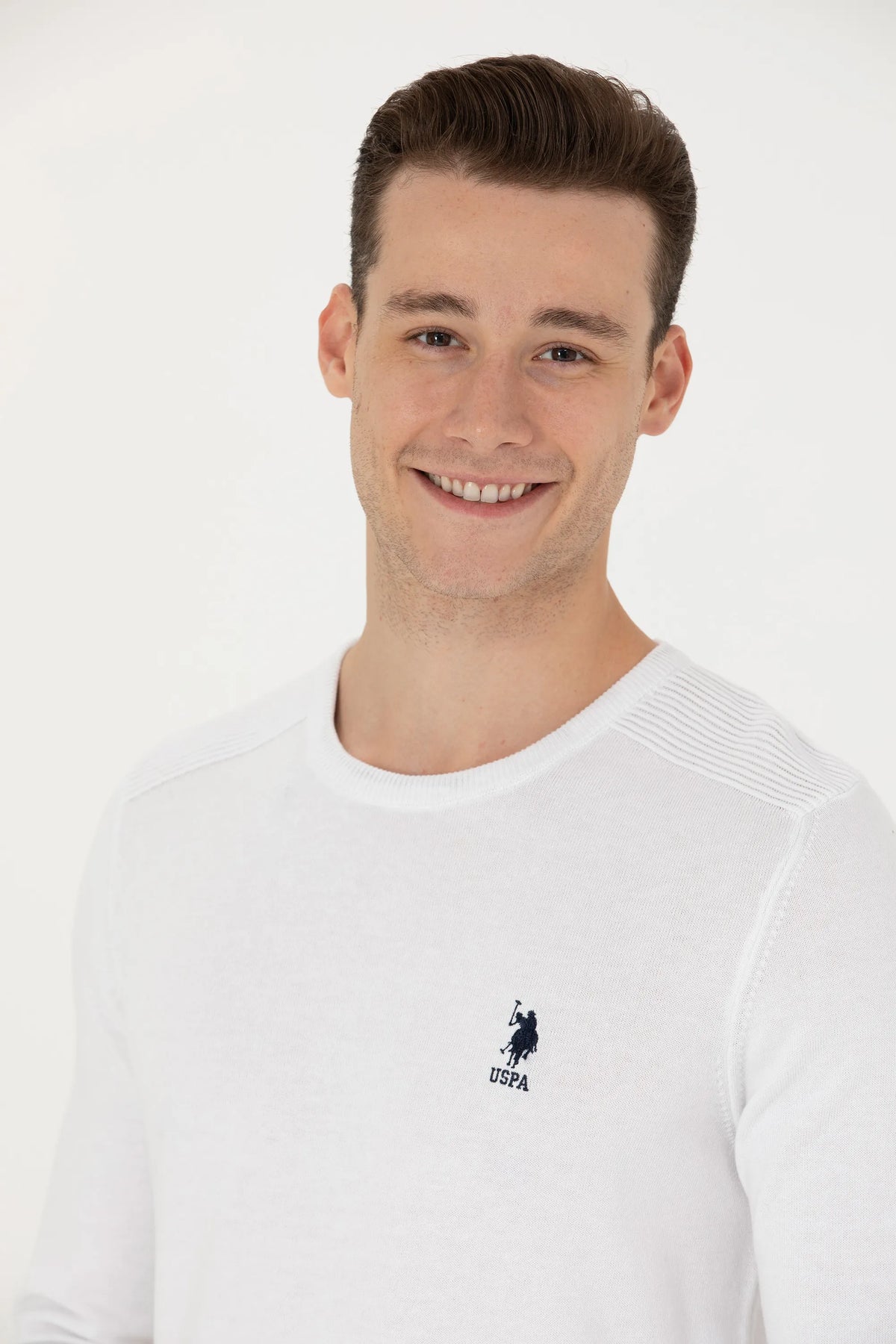 U.S. Polo Assn. White Men White Long Sleeve T-Shirt SKU: G081SZ0TK0 1629680_VR013 Image 02