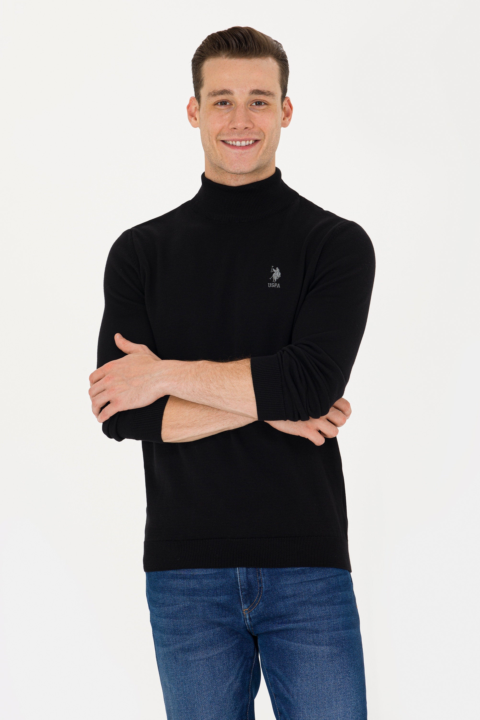 Black Turtleneck Sweater With Logo_G081SZ0TK0 1629690_VR046_05