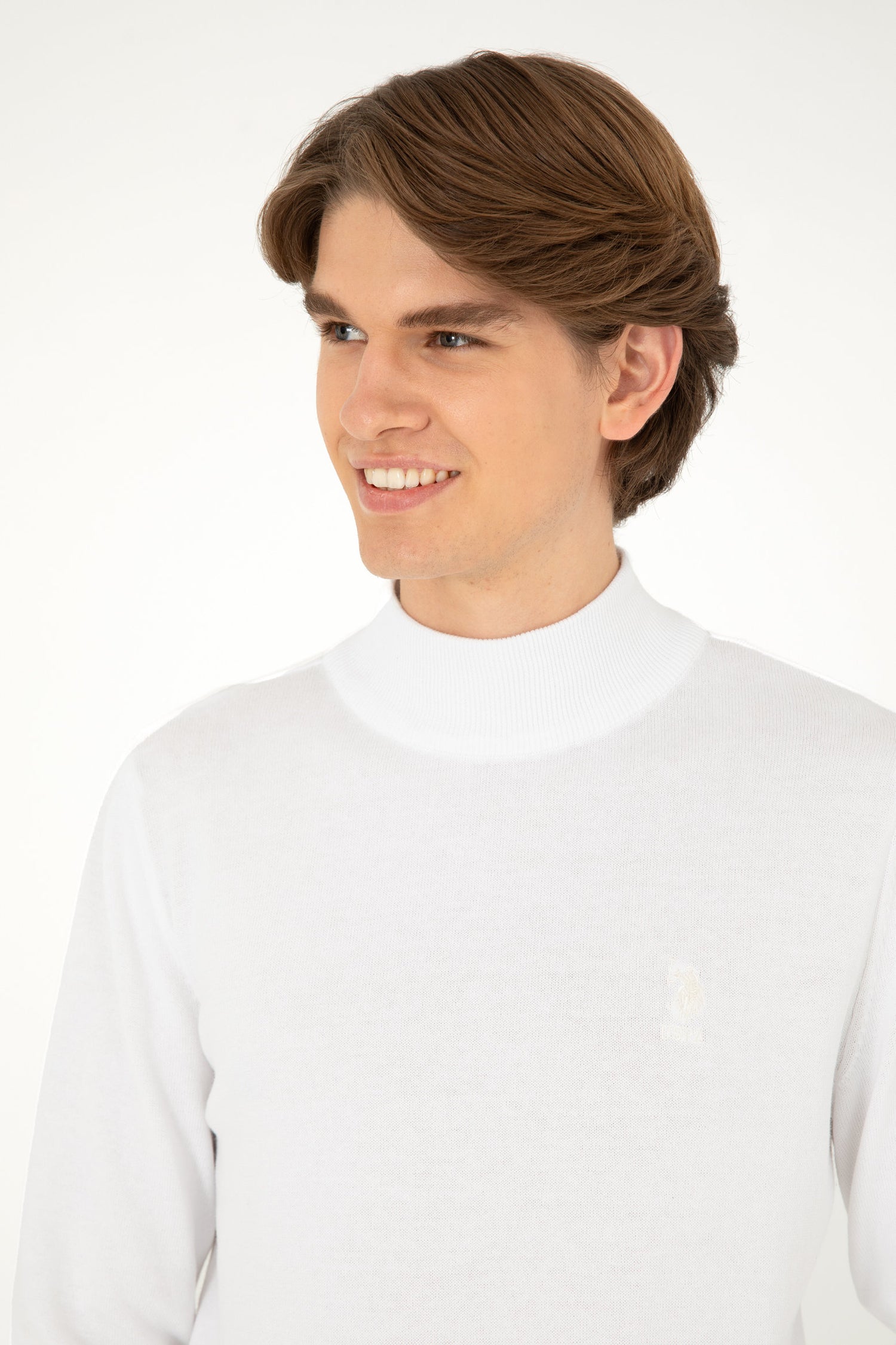 White Turtleneck Pullover_G081SZ0TK0 1920947_VR013_02