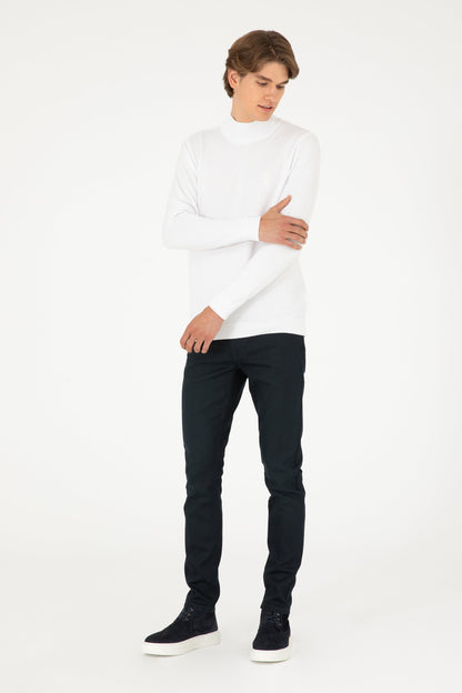 White Turtleneck Pullover_G081SZ0TK0 1920947_VR013_04