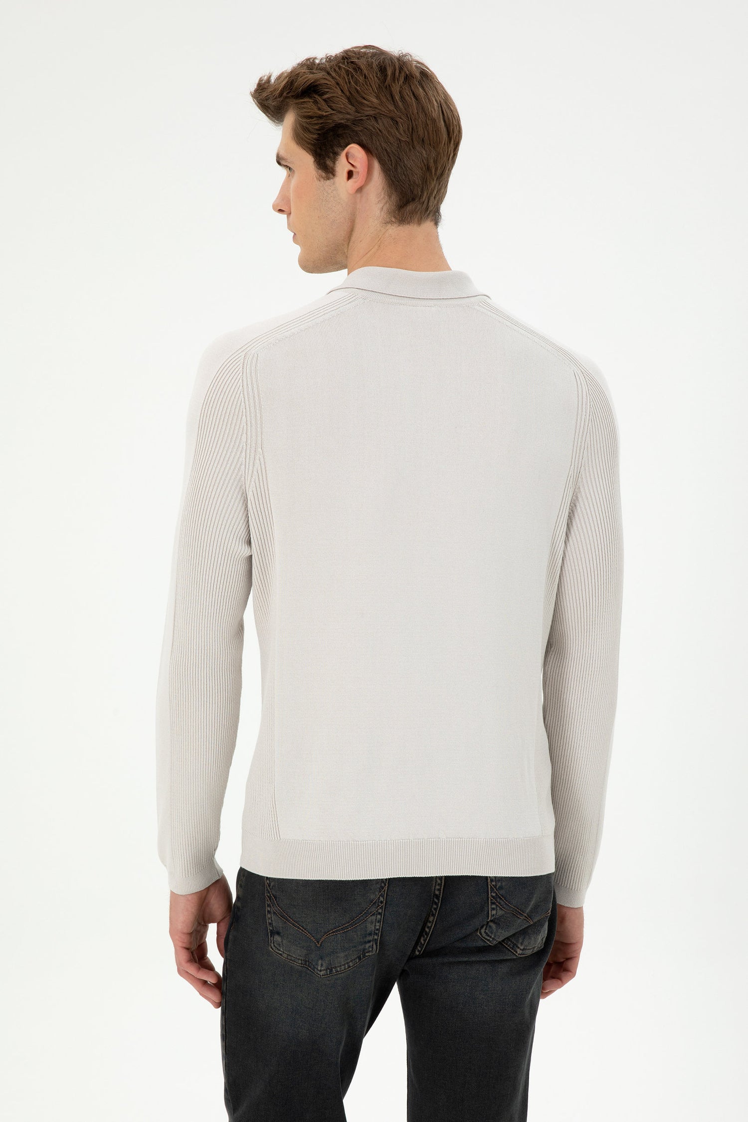 White Pullover with Collar Zipper_G081SZ0TK0 1955055_VR071_05