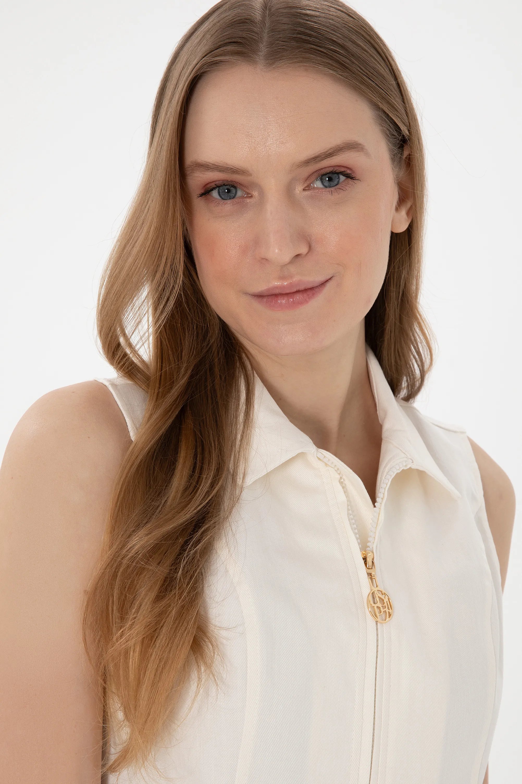 U.S. Polo Assn. Cream Women Cream Shirt SKU: G082SZ0040 2102392_VR071 Image 02