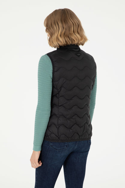 Black Quilted Puffer Vest_G082SZ0100 1939873_VR046_06