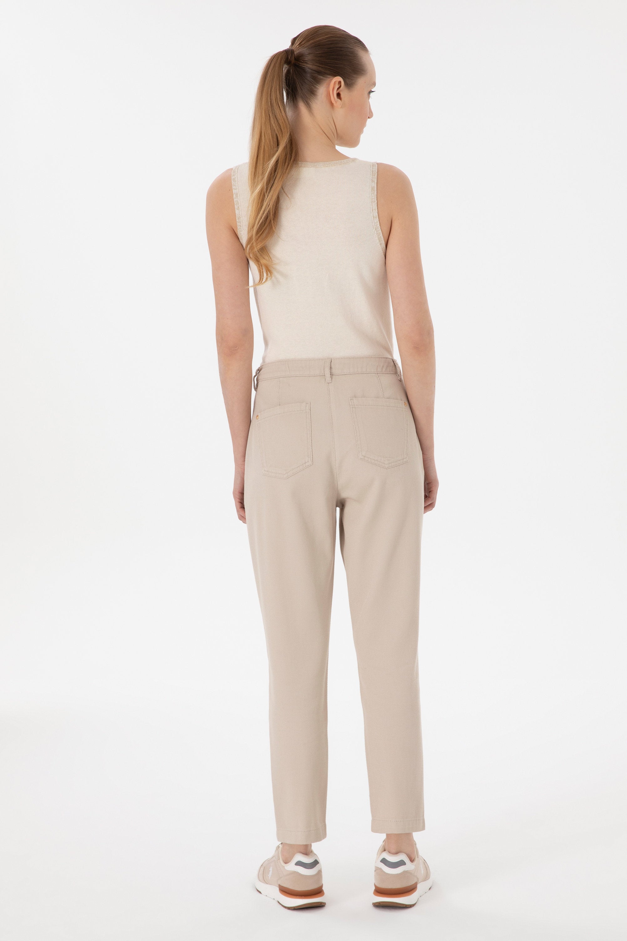 U.S. Polo Assn._Chino Trousers_G082SZ0780 2109797_VR049_04