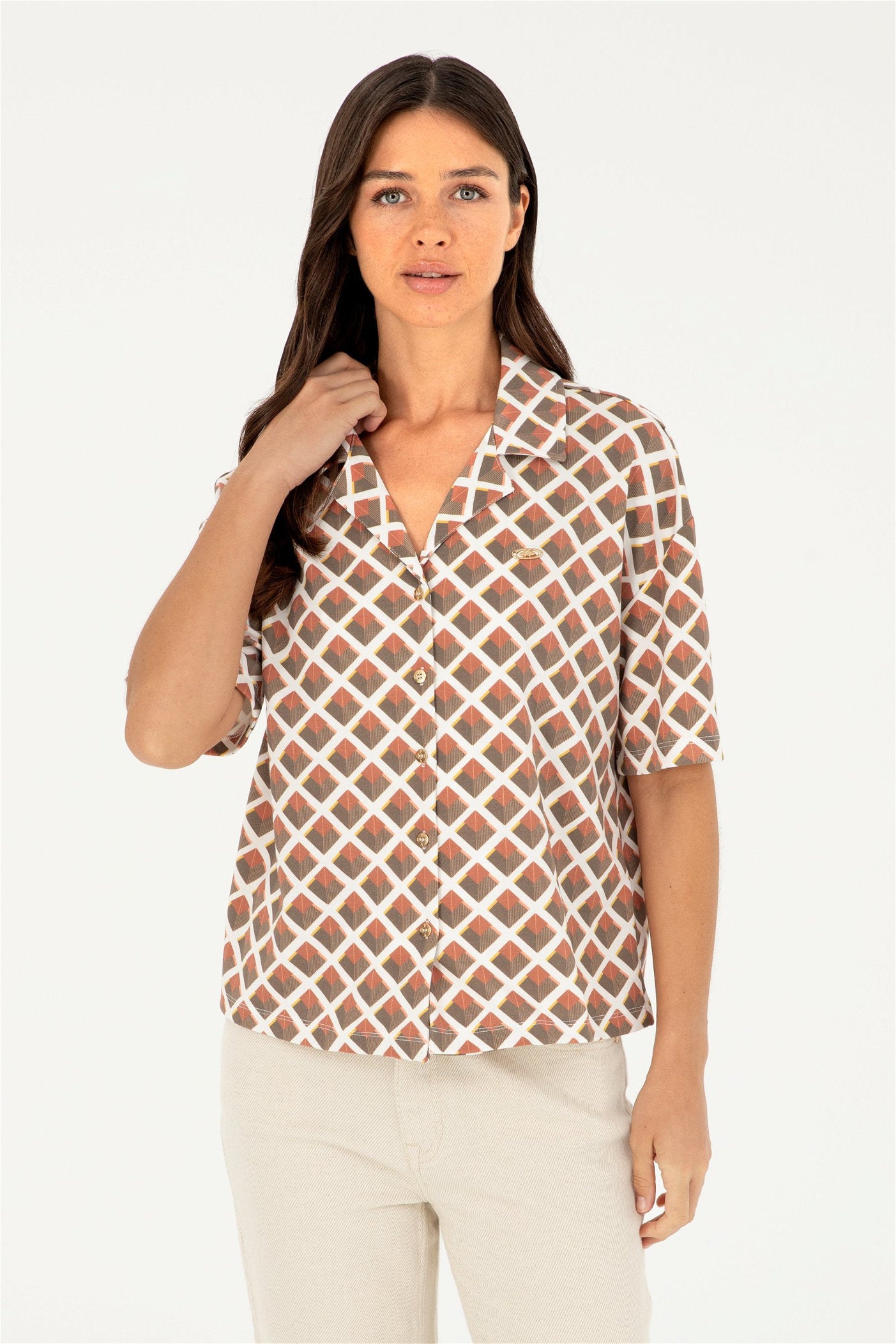 Multi-Color Blouse with Allover Design_G082SZ0OG0 1825207_VR027_01