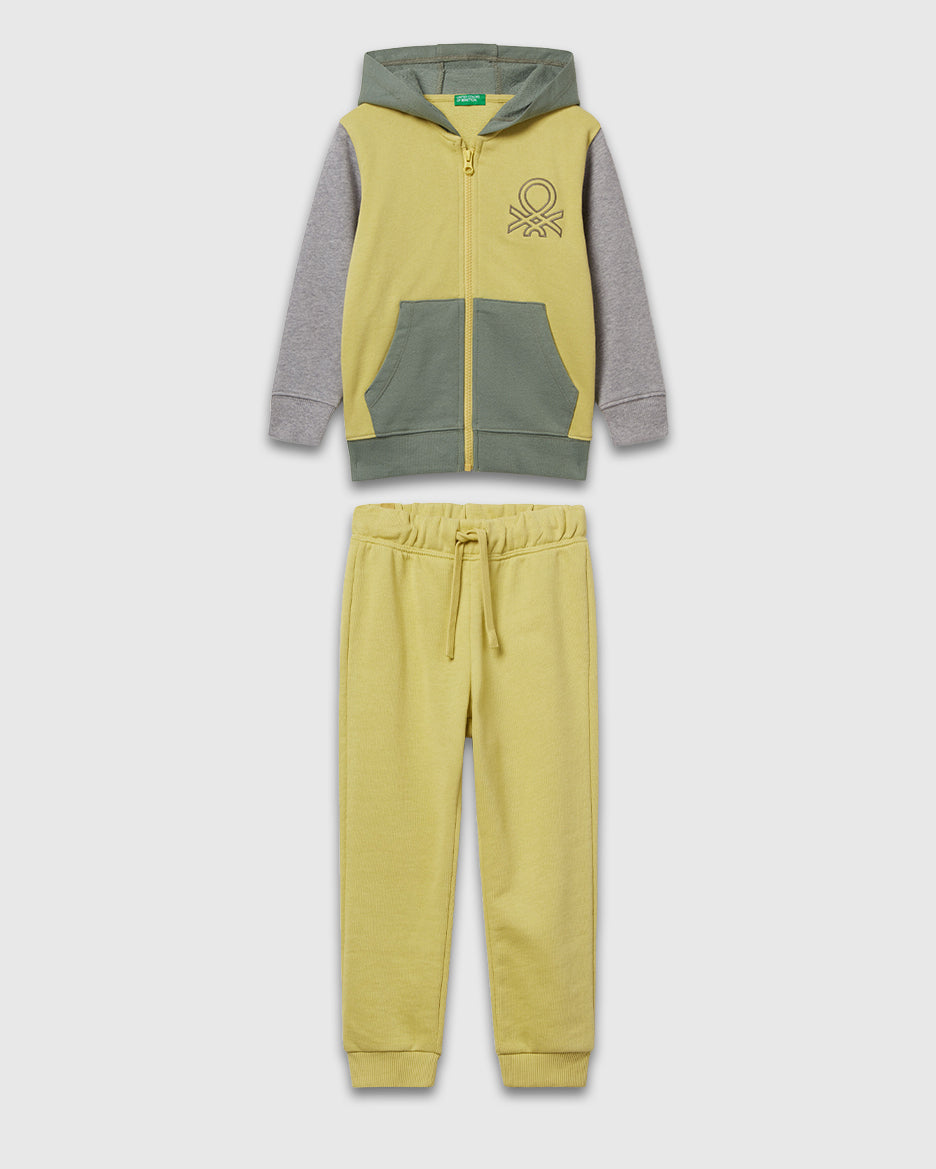 Benetton_Olive Green_Tracksuit with Embroidery_G503V-GF027S_902_01
