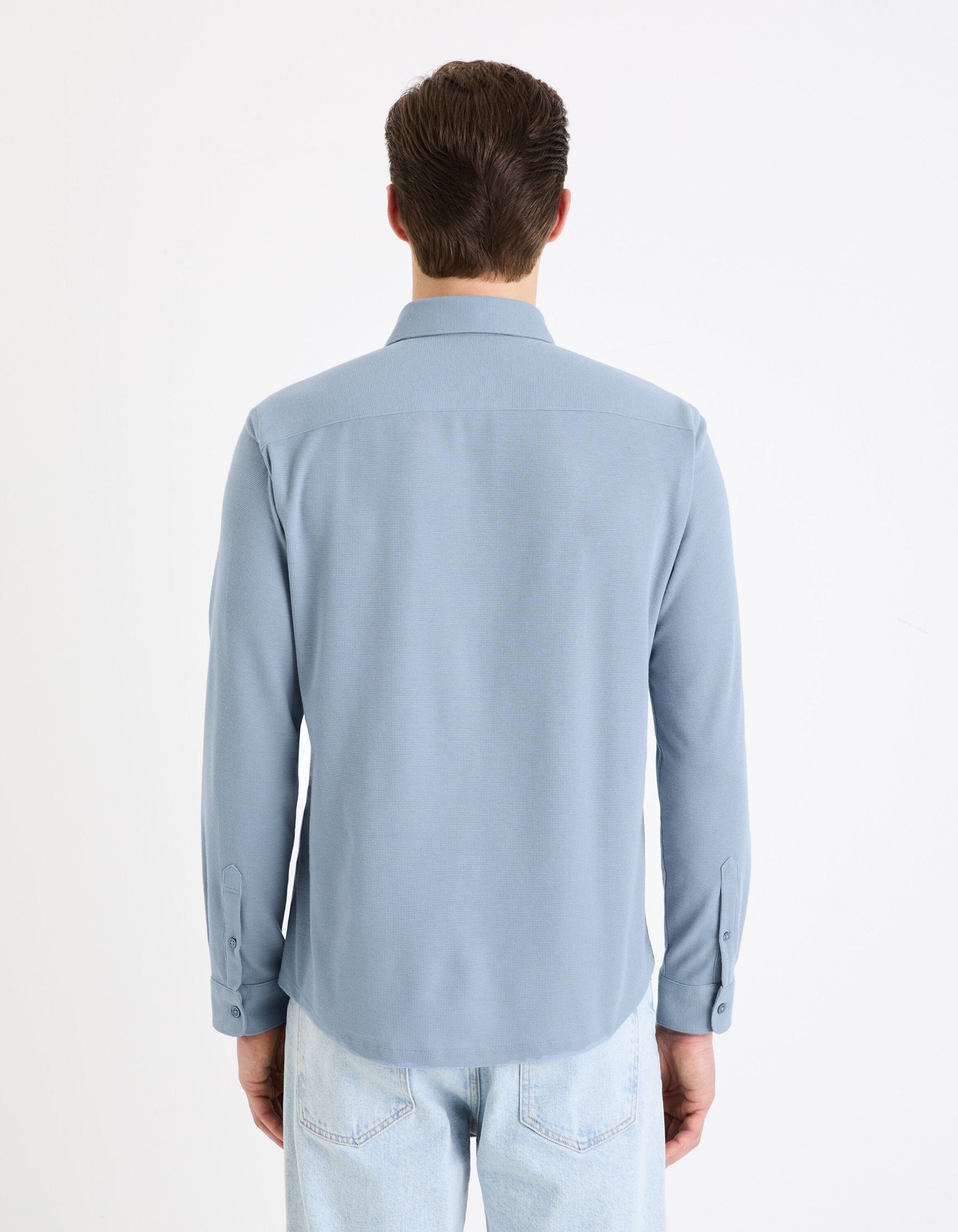 Regular Plain Embossed Shirt_GAWAFFLE_LIGHT BLUE_04