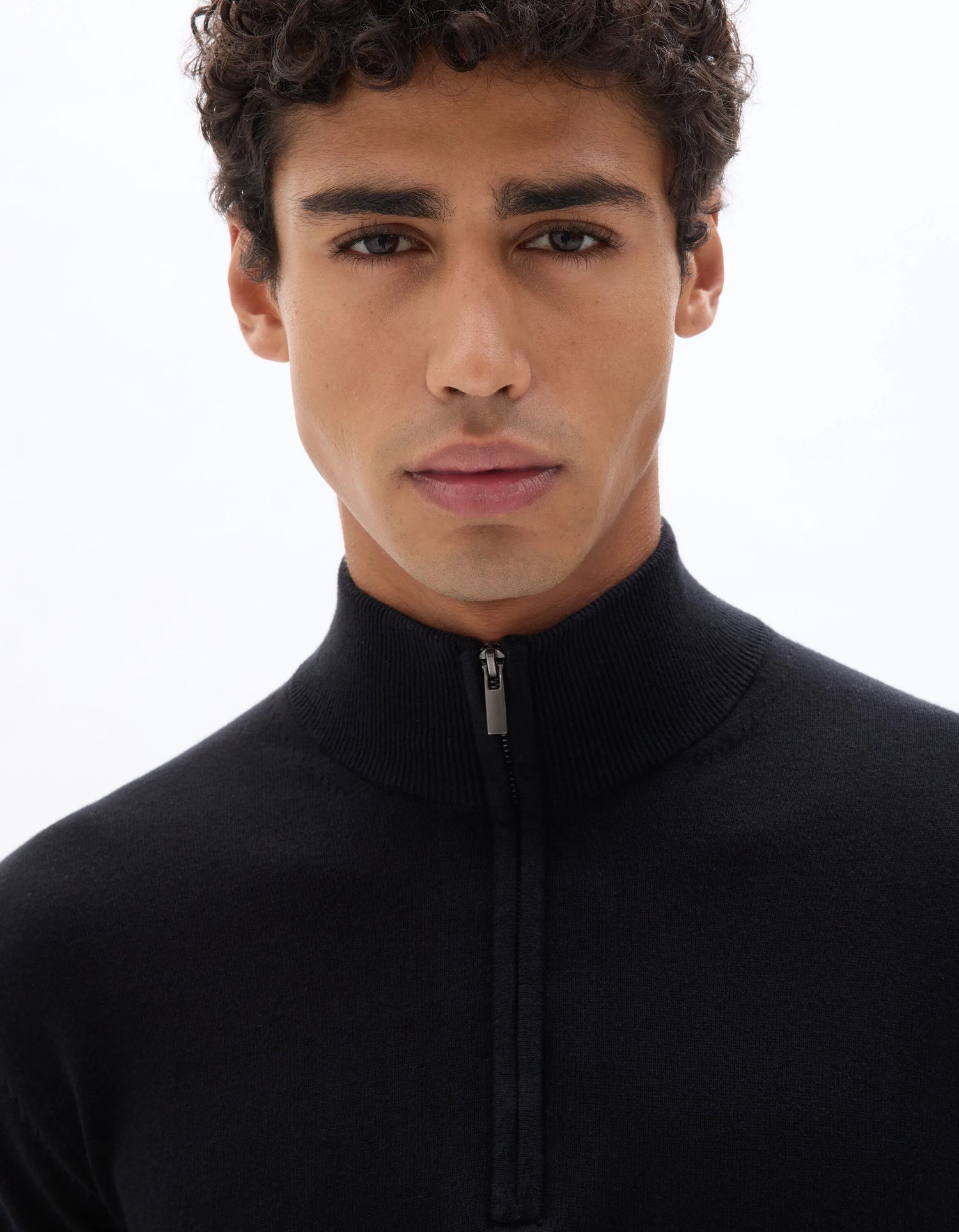 Celio_Black_100% Cotton Crew Neck Sweater_GECOTONT_BLACK_04