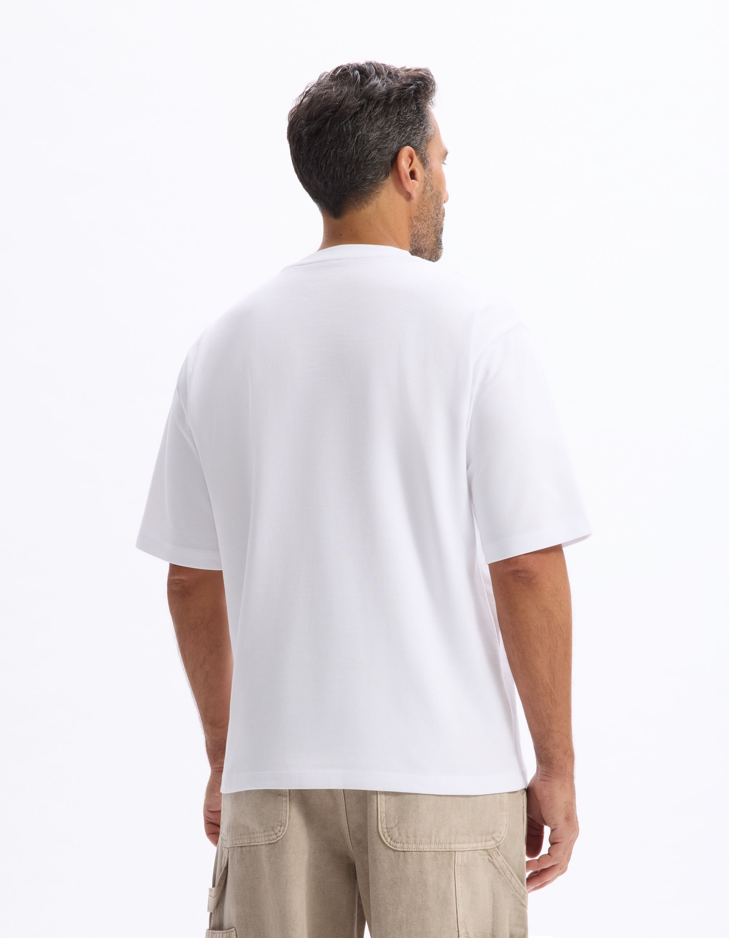 Celio_White Oversized T-Shirt Round Neck_GEHEM_OPTICAL WHITE_03