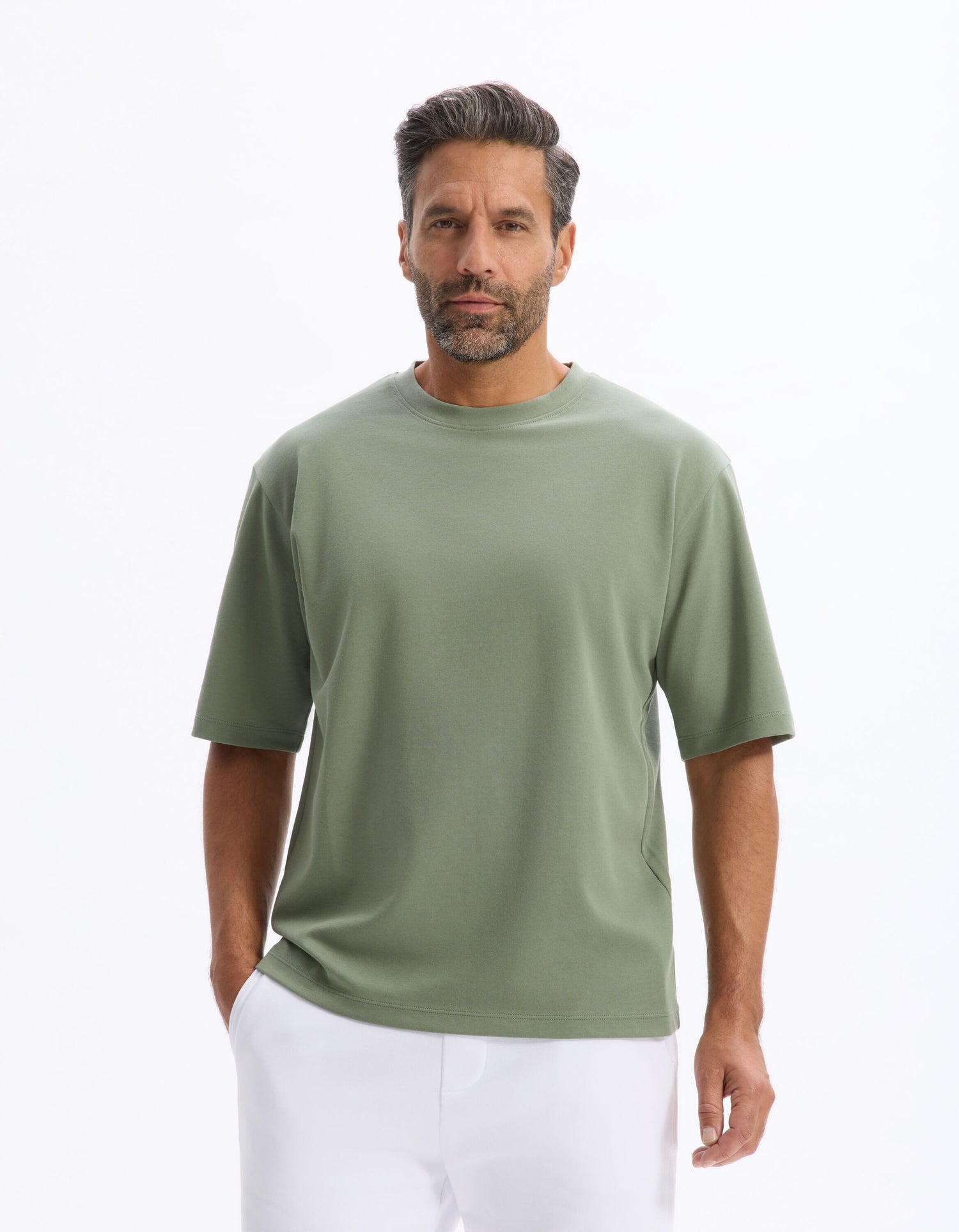 Celio_Green Oversized T-Shirt Round Neck_GEHEM_SAUGE_01
