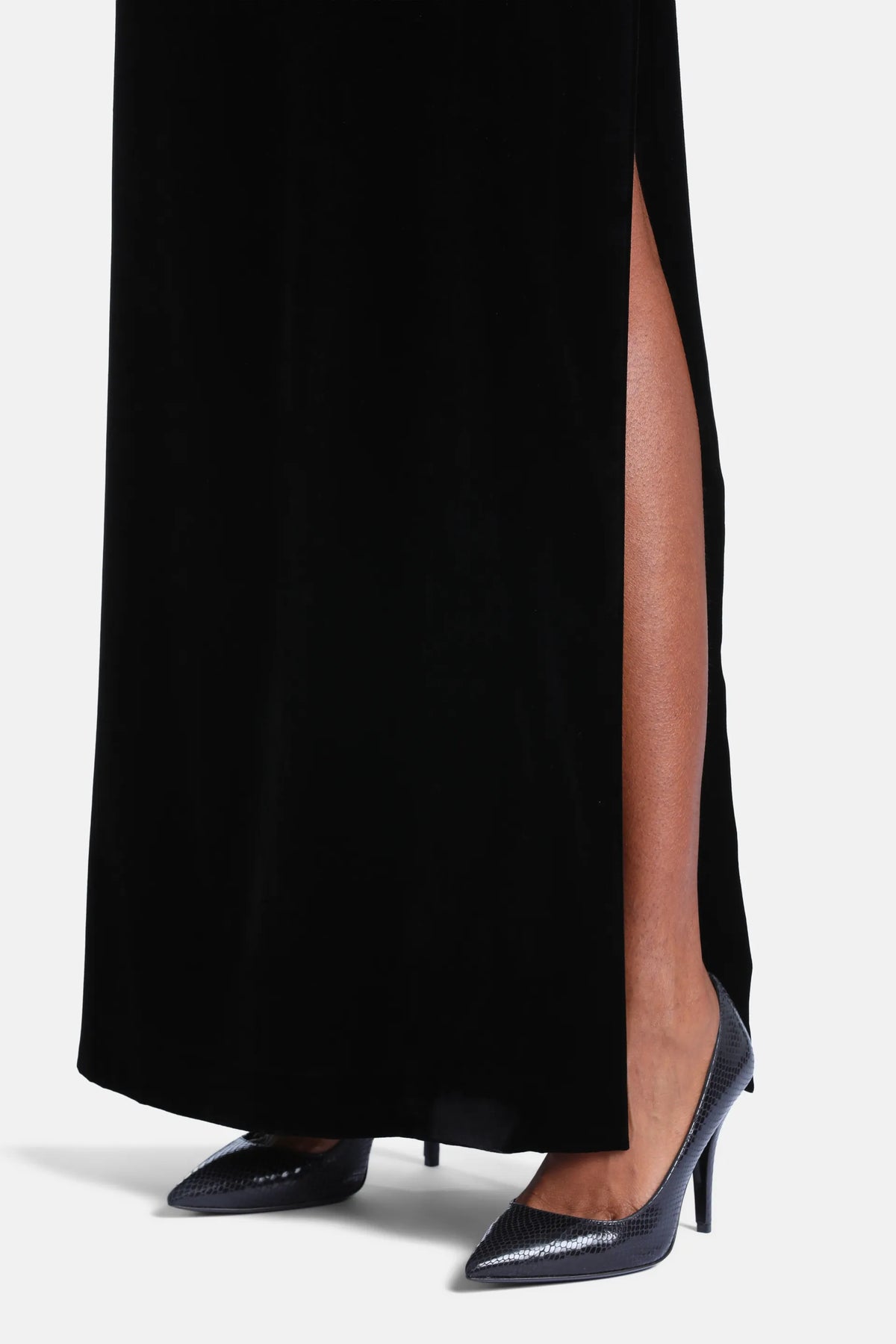 Luisa Spagnoli Nero/Nero Women Gemella Open-Back Maxi Dress - Fashion Show SKU: GEMELLA_0101 0101 Image 04