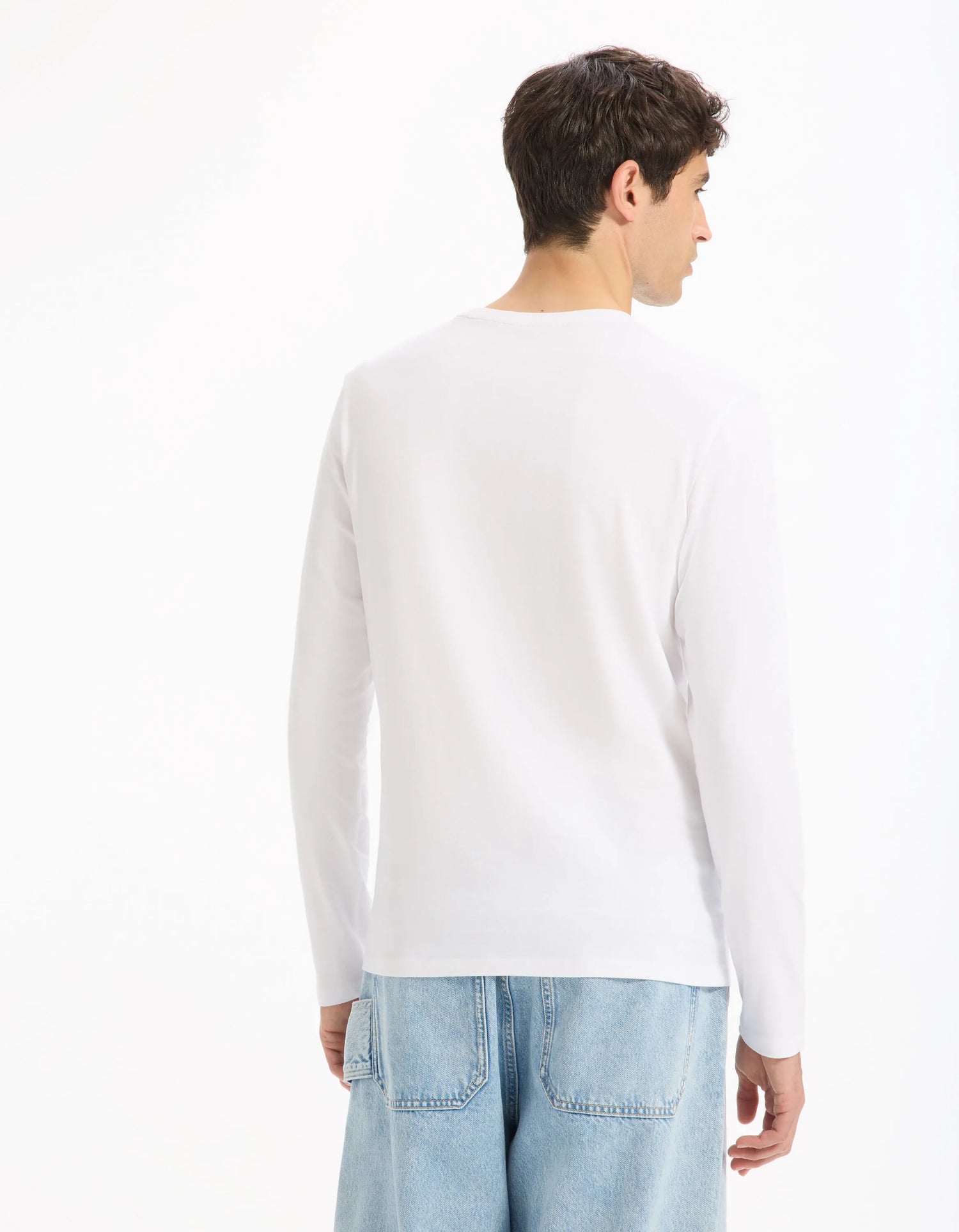Celio_Optical White_Long-Sleeved Round Neck T-Shirt_GEUNIML_OPTICAL WHITE_03