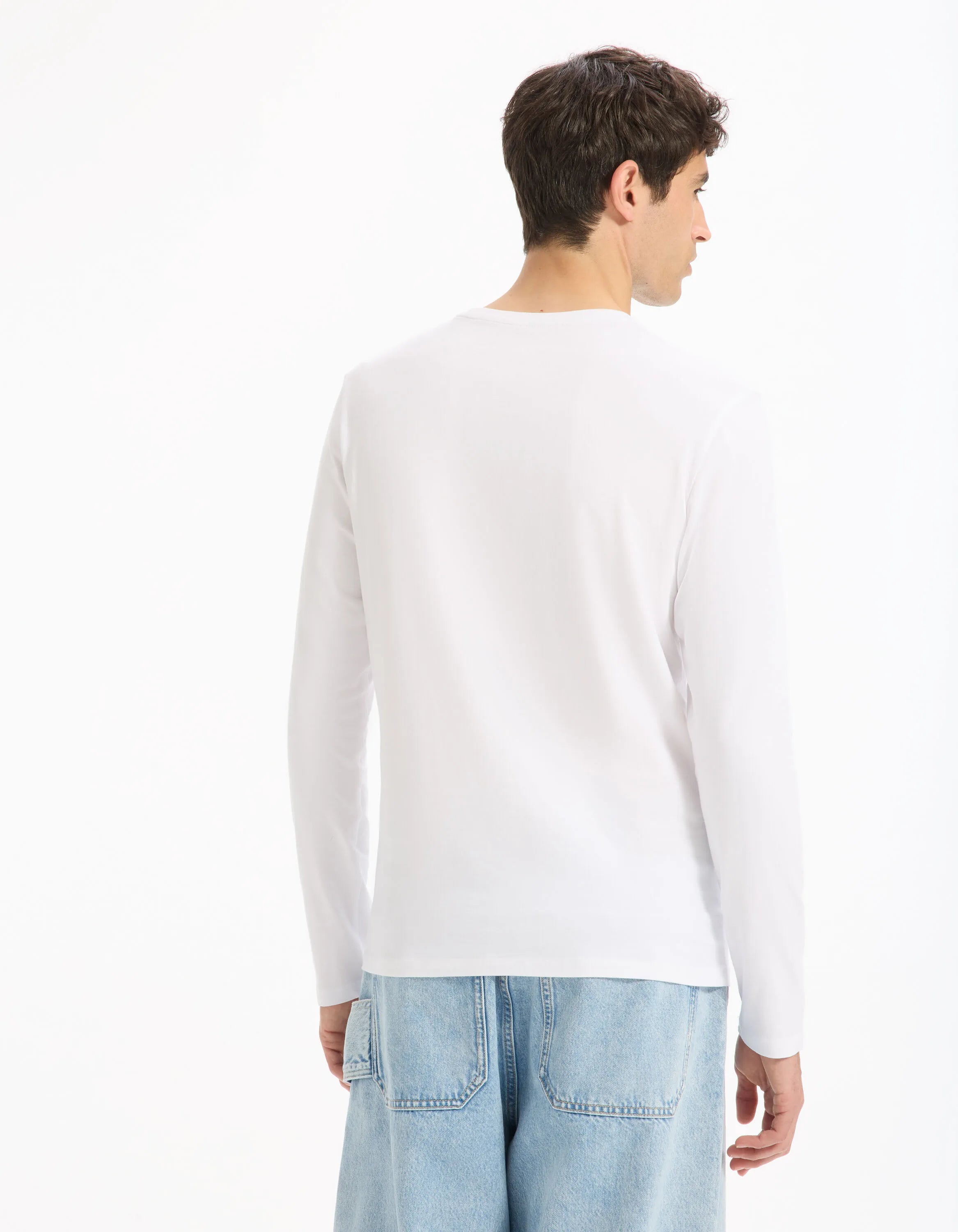 Celio_Optical White_Long-Sleeved Round Neck T-Shirt_GEUNIML_OPTICAL WHITE_03