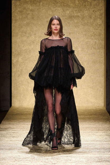 Luisa Spagnoli_Nero/Nero_Grammatura - Minidress with Train Ð Fashion Show_GRAMMATURA_0101 0101_06