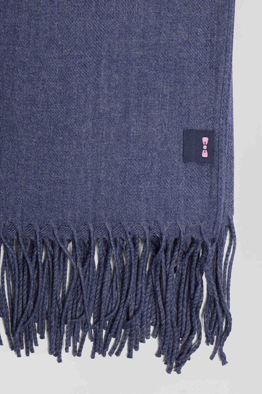 Blue Fringed Plain Scarf_04