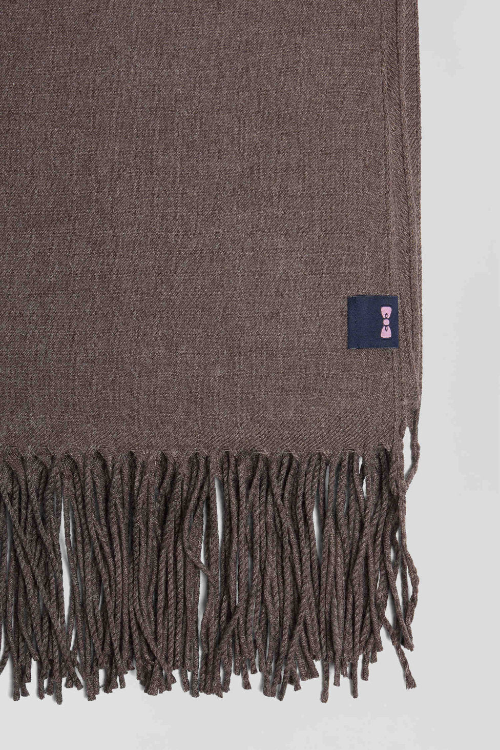 Brown Fringed Plain Scarf_04