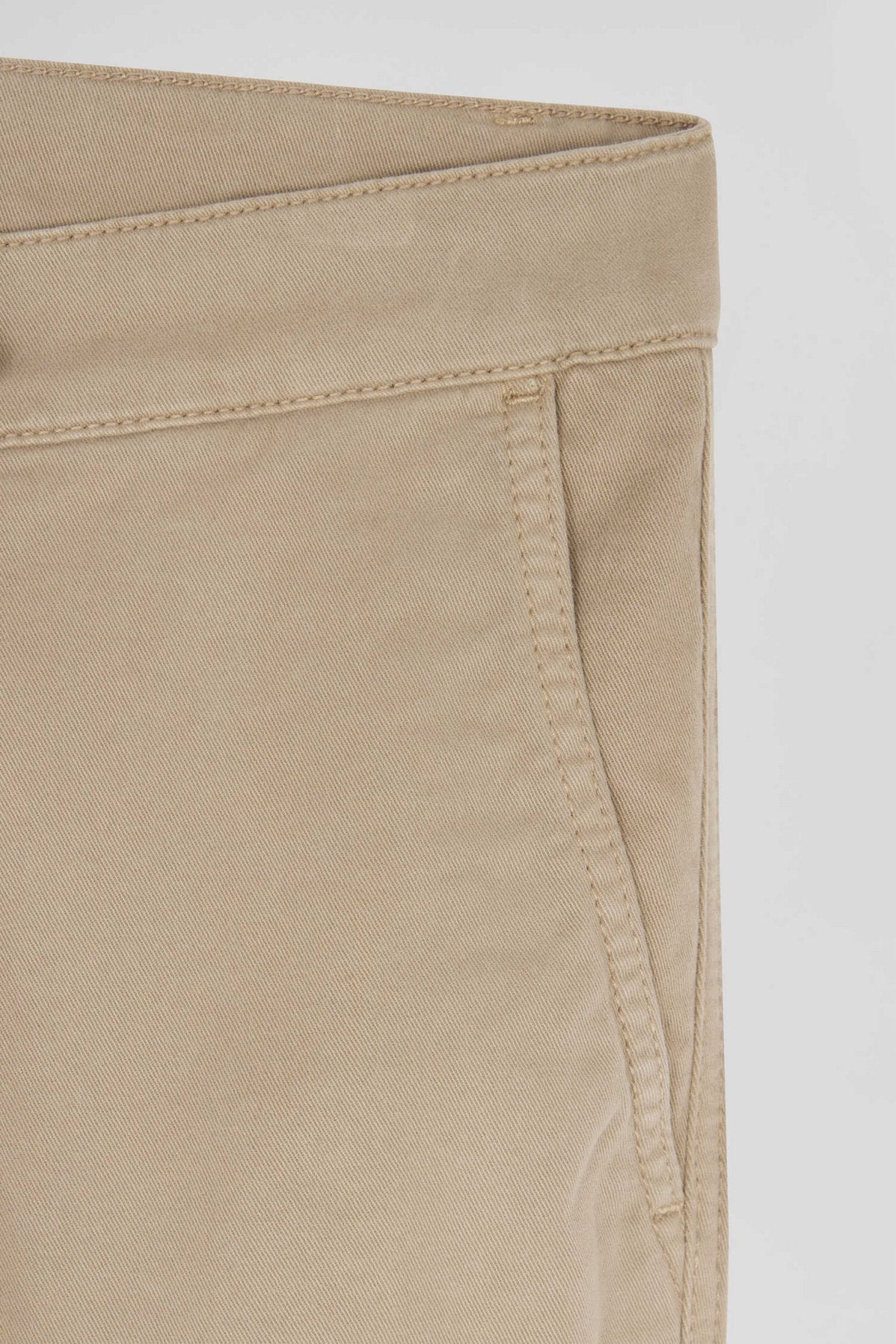 Regular Beige Chino Trousers In Stretch Cotton Gabardine_07