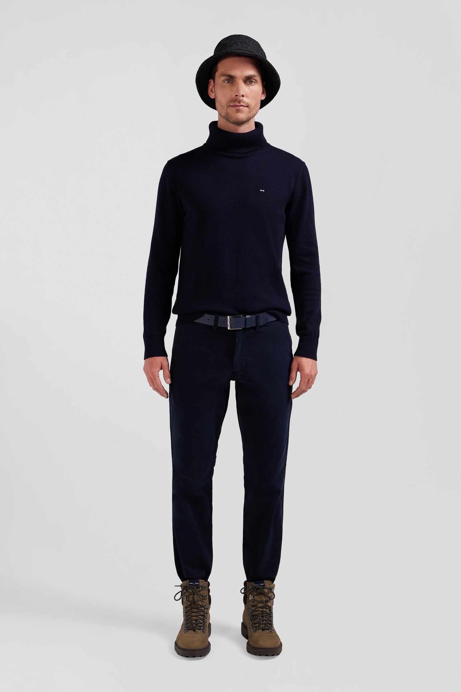 Regular Navy Blue Chino Trousers In Stretch Cotton Gabardine_01