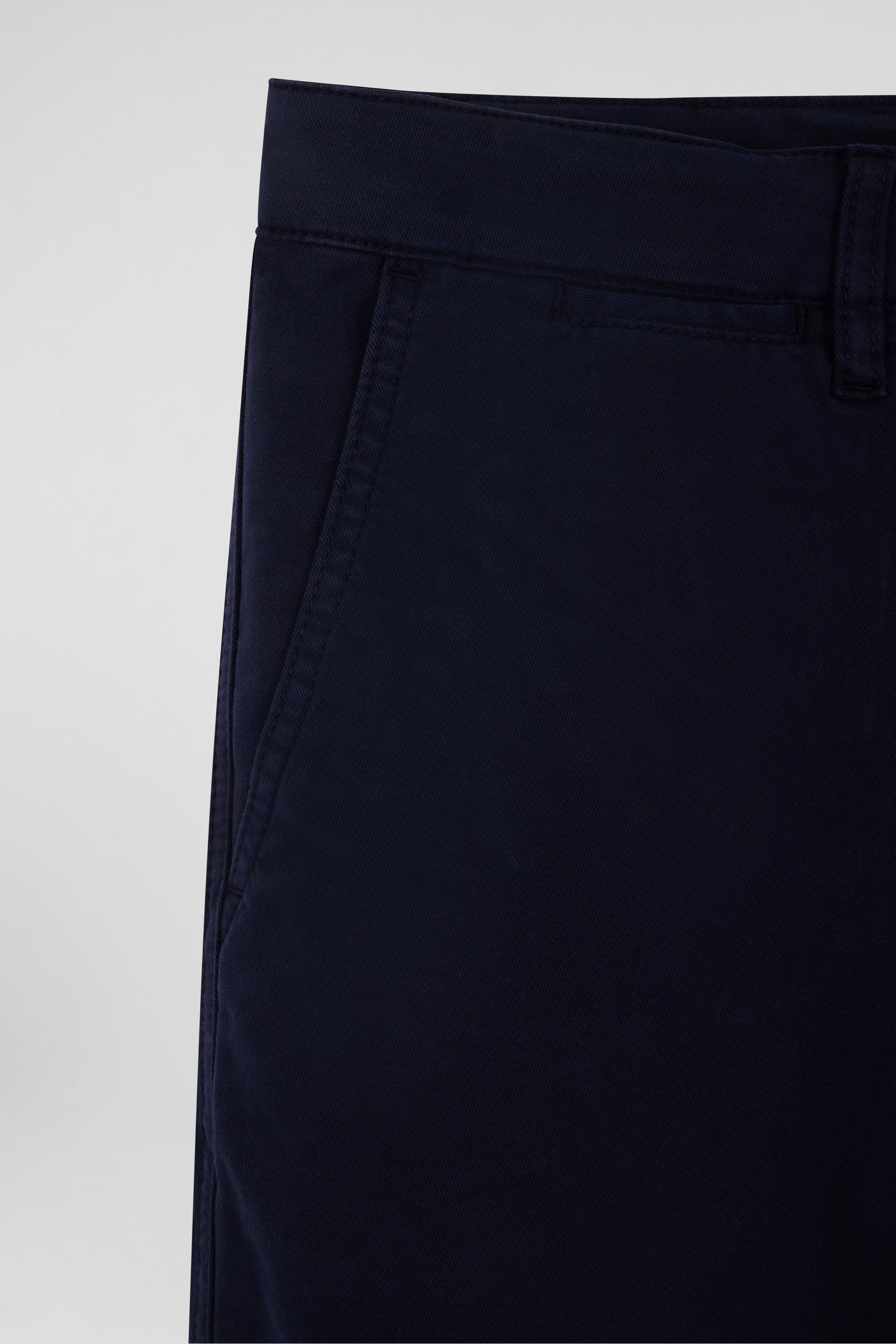 Regular Navy Blue Chino Trousers In Stretch Cotton Gabardine_06