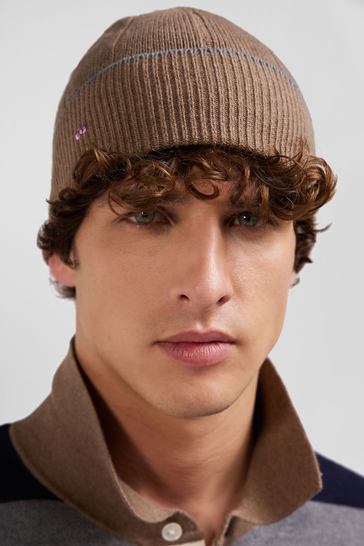 Brown Cotton And Cashmere Beanie With Contrasting Trim_01