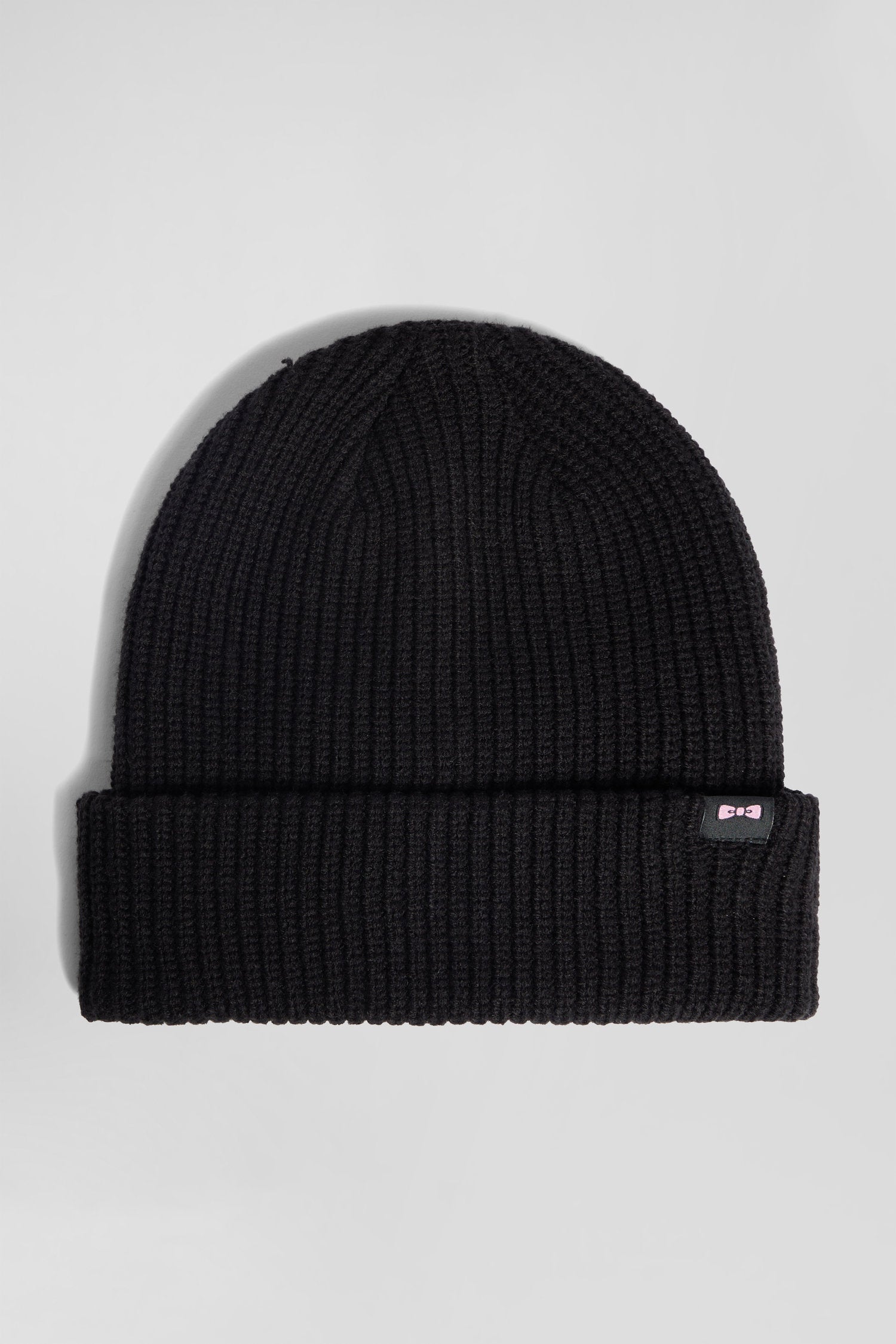 Black Knitted Beanie with Bow Tie Embroidery_H24CHABN0014_NO_02