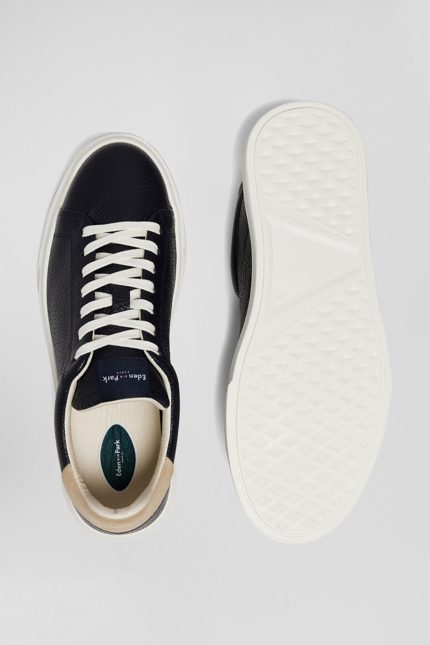 Navy Low-Top Leather Sneakers_05