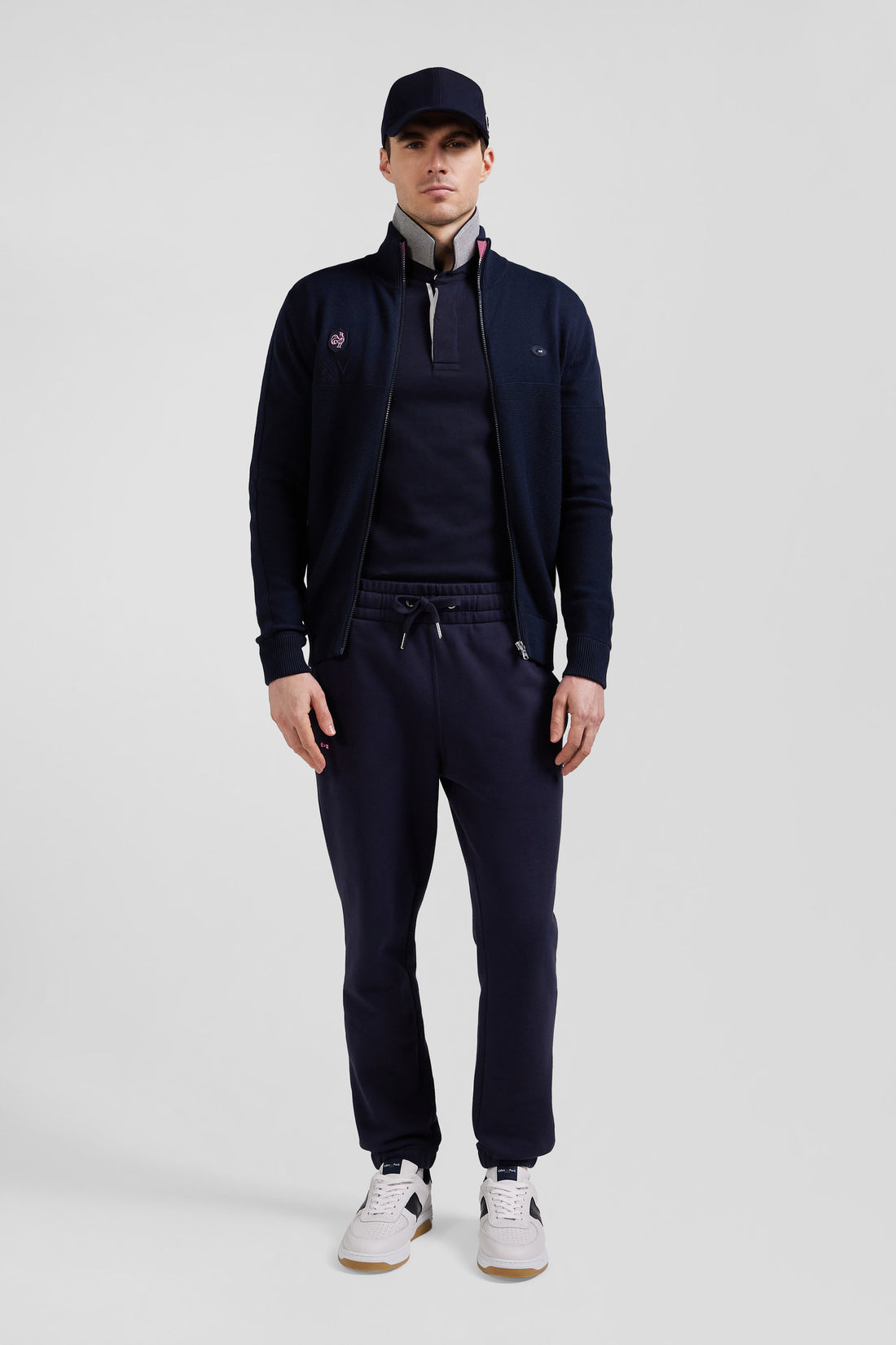 Regular Navy Blue Cotton Zipped Cardigan With Xv De France Rubber Badge And Tricolour Details_02