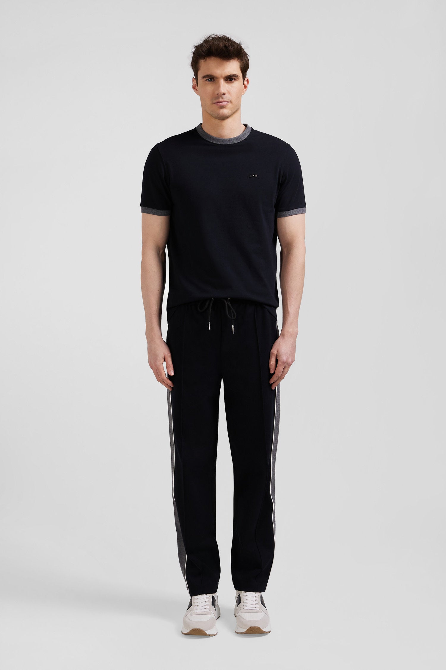 Regular Black Mixed Cotton Jogging Bottoms with Leg Piping_H24MAIJO0006_NO_02