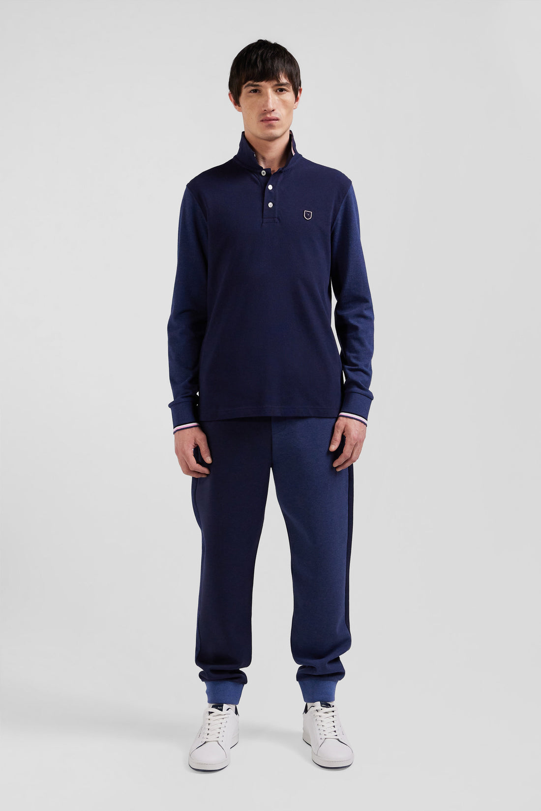 Regular Navy Long-Sleeved Cotton PiquŽ Polo Shirt with Jacquard Collar and Rubber Badge_H24MAIPL0020_BLF27_02