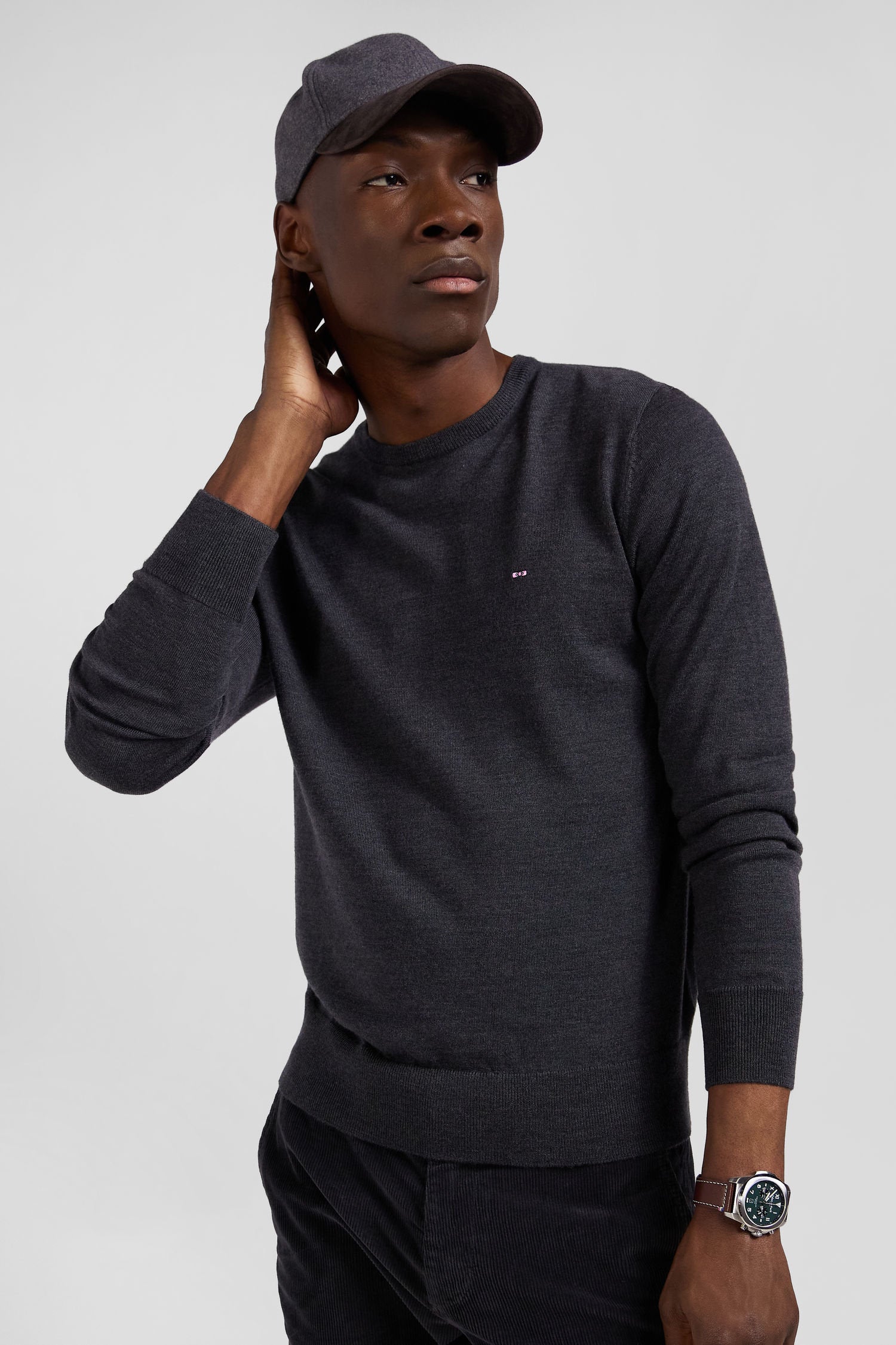 Regular Anthracite Grey Merino Wool V-Neck Jumper_01