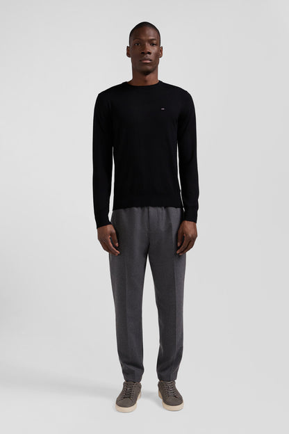 Regular Black Merino Wool V-Neck Jumper_02