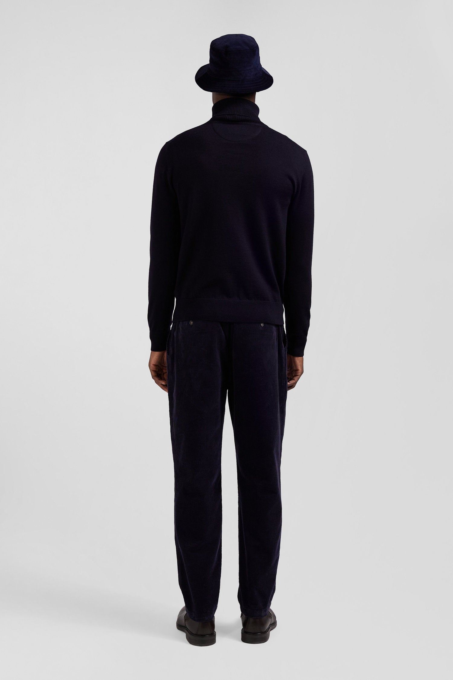 Regular Navy Blue Merino Wool Turtleneck Jumper_H24MAIPU0012_BLF_04