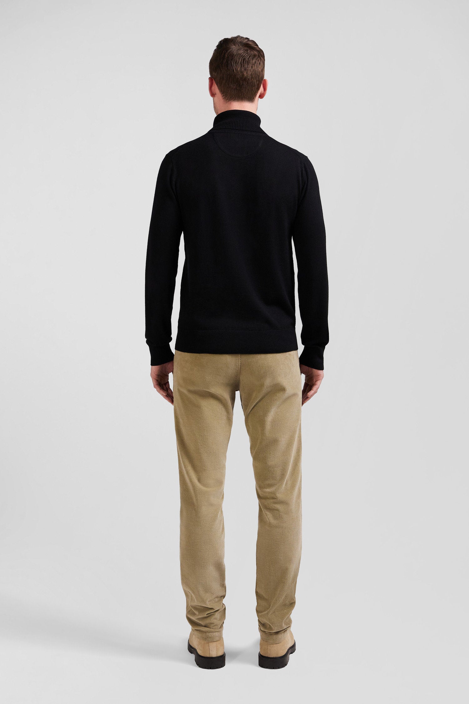 Regular Black Merino Wool Turtleneck Jumper_H24MAIPU0012_NO_04