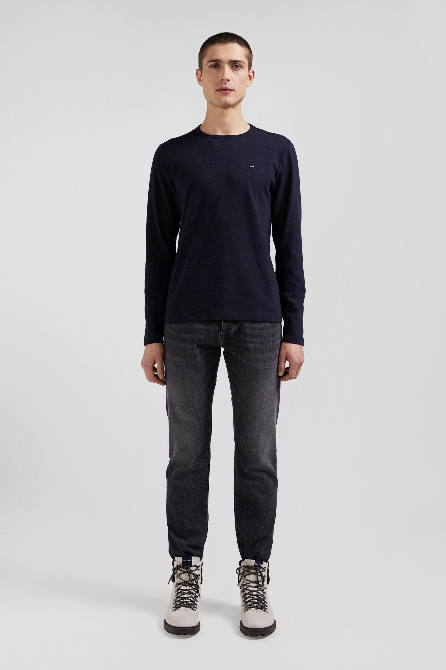 Slim Navy Blue Long-Sleeved Cotton T-Shirt_02