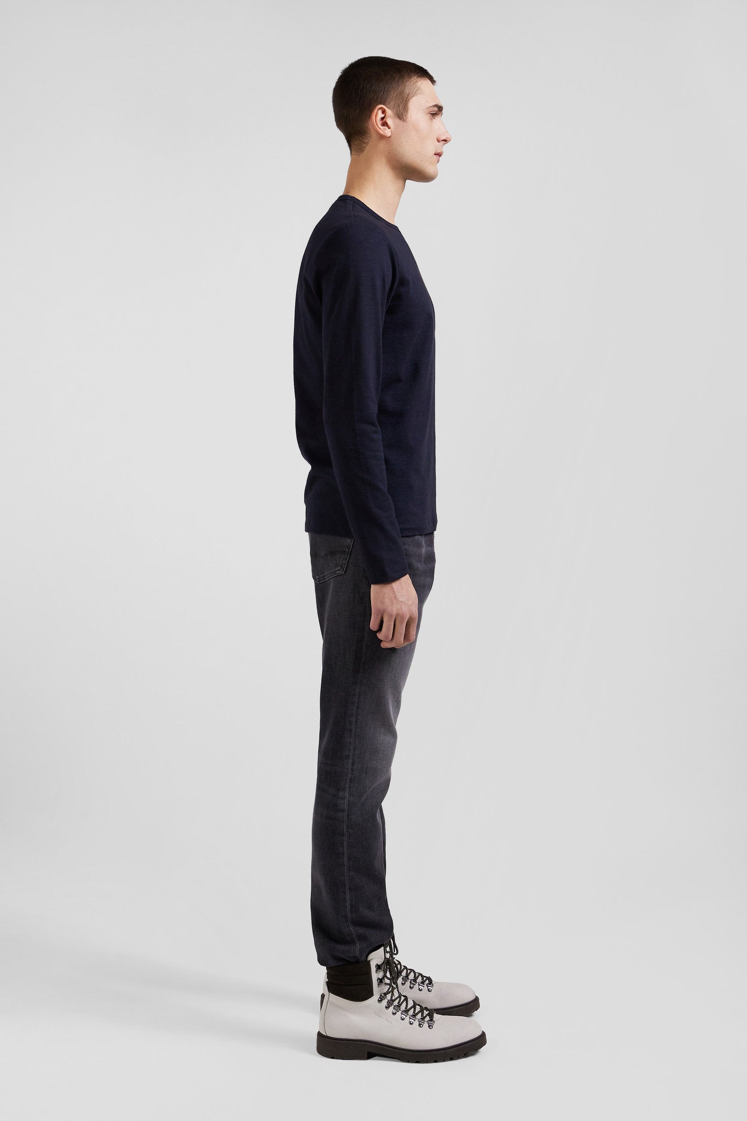 Slim Navy Blue Long-Sleeved Cotton T-Shirt_08