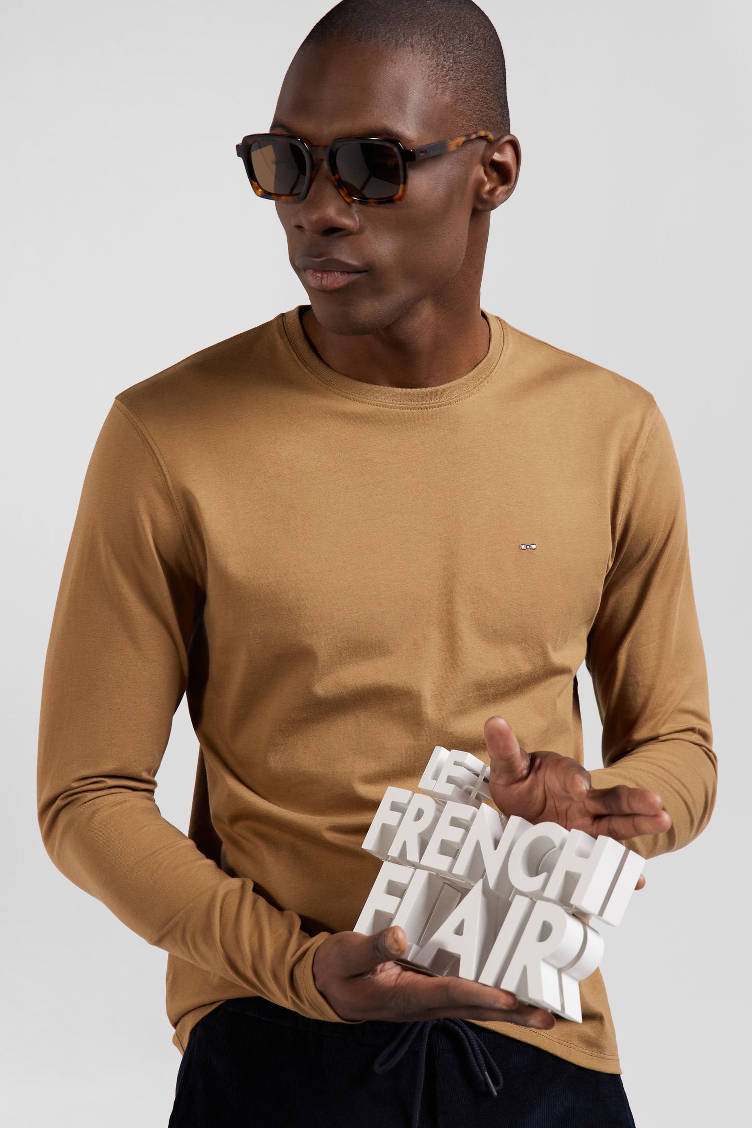 Regular Camel Long-Sleeved Cotton T-Shirt_01