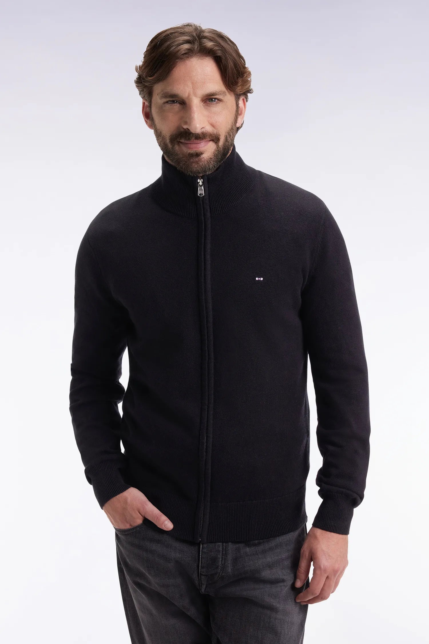 Eden Park_Black_Straight Cut Black Wool and Cotton Zip-Up Cardigan_H25MAICA0001_NO_01