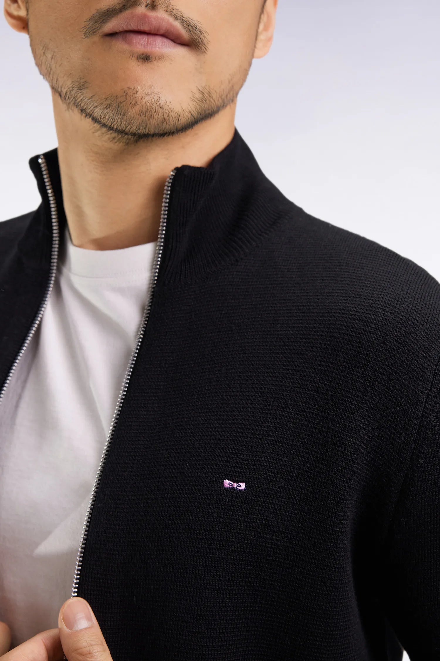 Eden Park_Black_Straight Cut Black Merino Wool Cardigan_H25MAICA0007_NO_03
