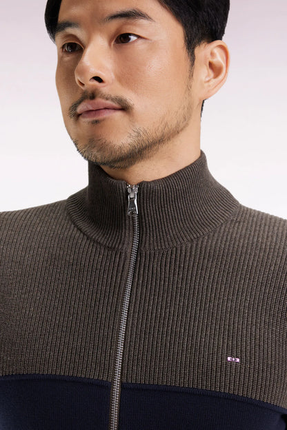 Eden Park_Multi-Color_Two-Tone Navy and Brown Zipped Cotton Cardigan with a Straight Cut_H25MAICA0012_BLF_04