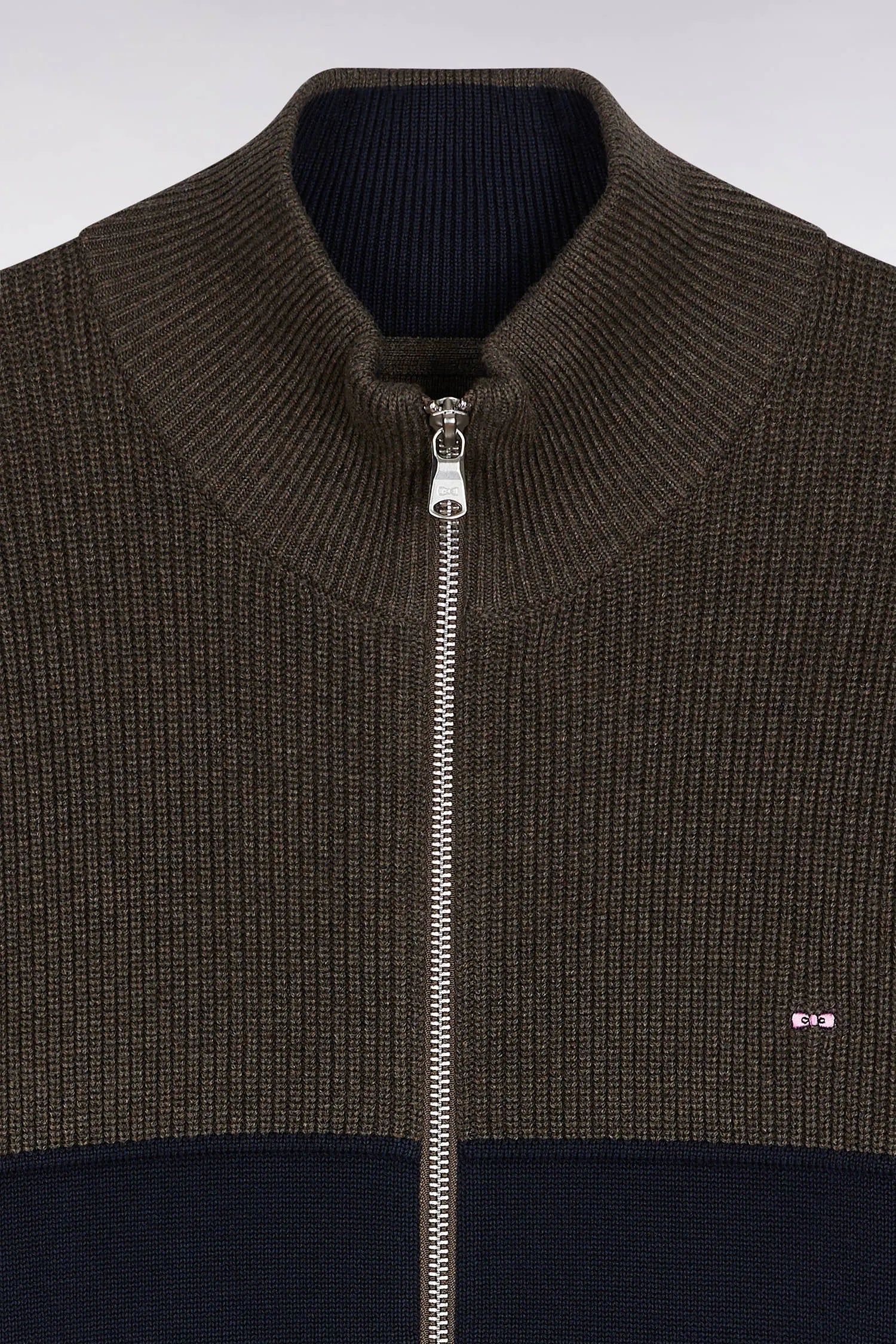 Eden Park_Multi-Color_Two-Tone Navy and Brown Zipped Cotton Cardigan with a Straight Cut_H25MAICA0012_BLF_06