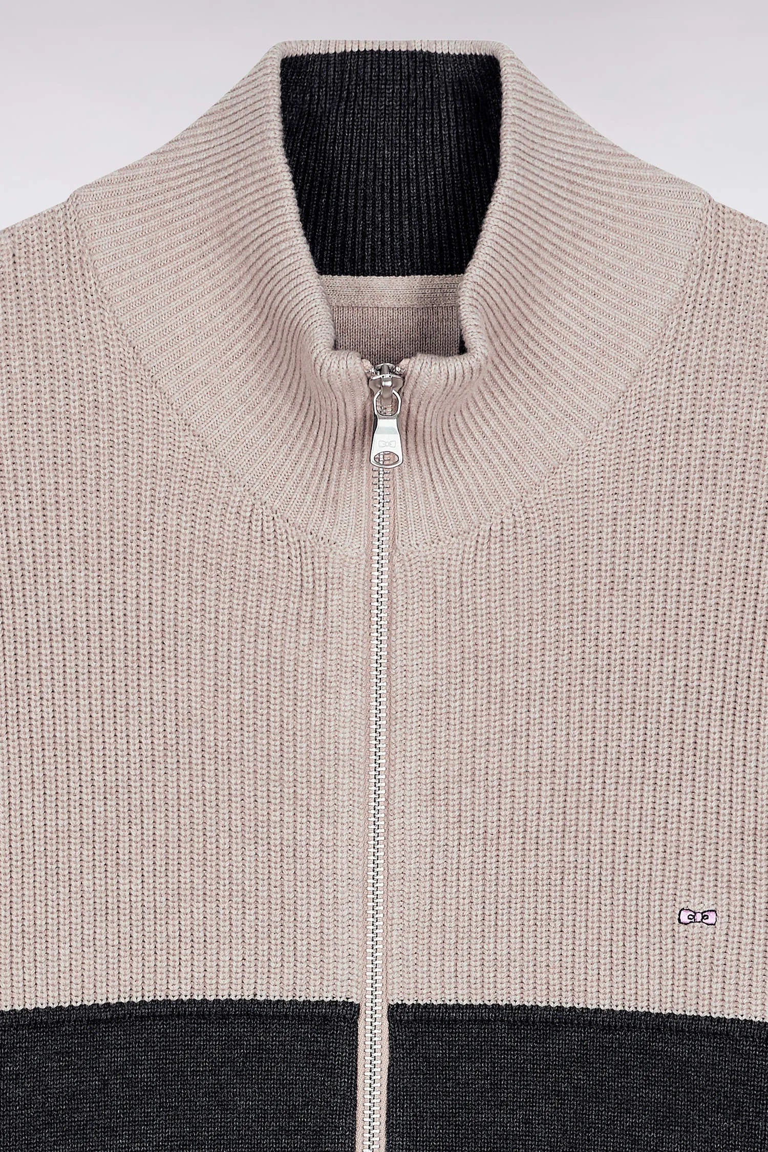 Eden Park_Multi-Color_Two-Tone Beige and Grey Zip-Up Cotton Cardigan with a Straight Cut_H25MAICA0012_GRF11_06