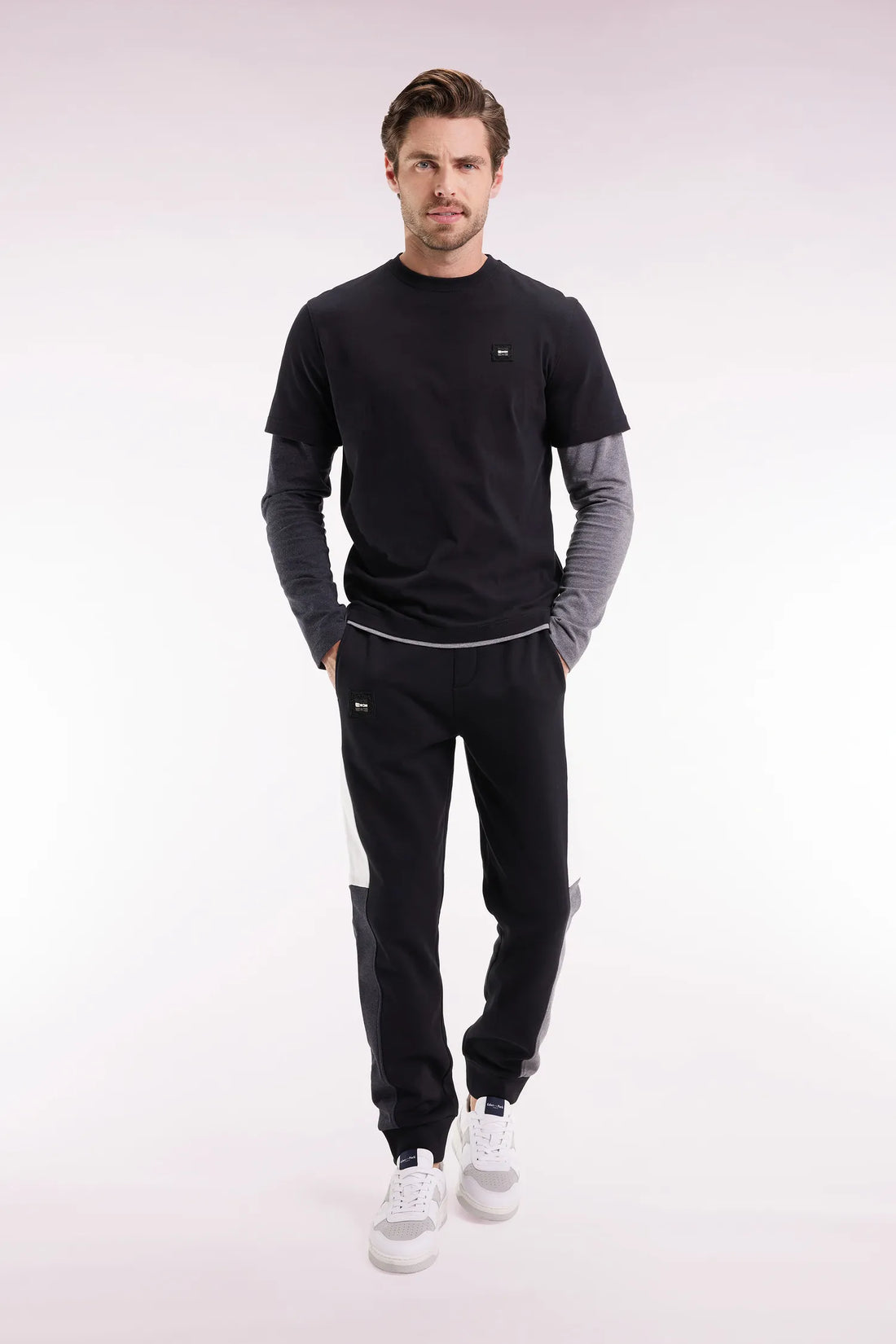 Eden Park_Black_Black Colorblock Brushed Fleece Joggers with Straight Fit_H25MAIJO0009_NO_01
