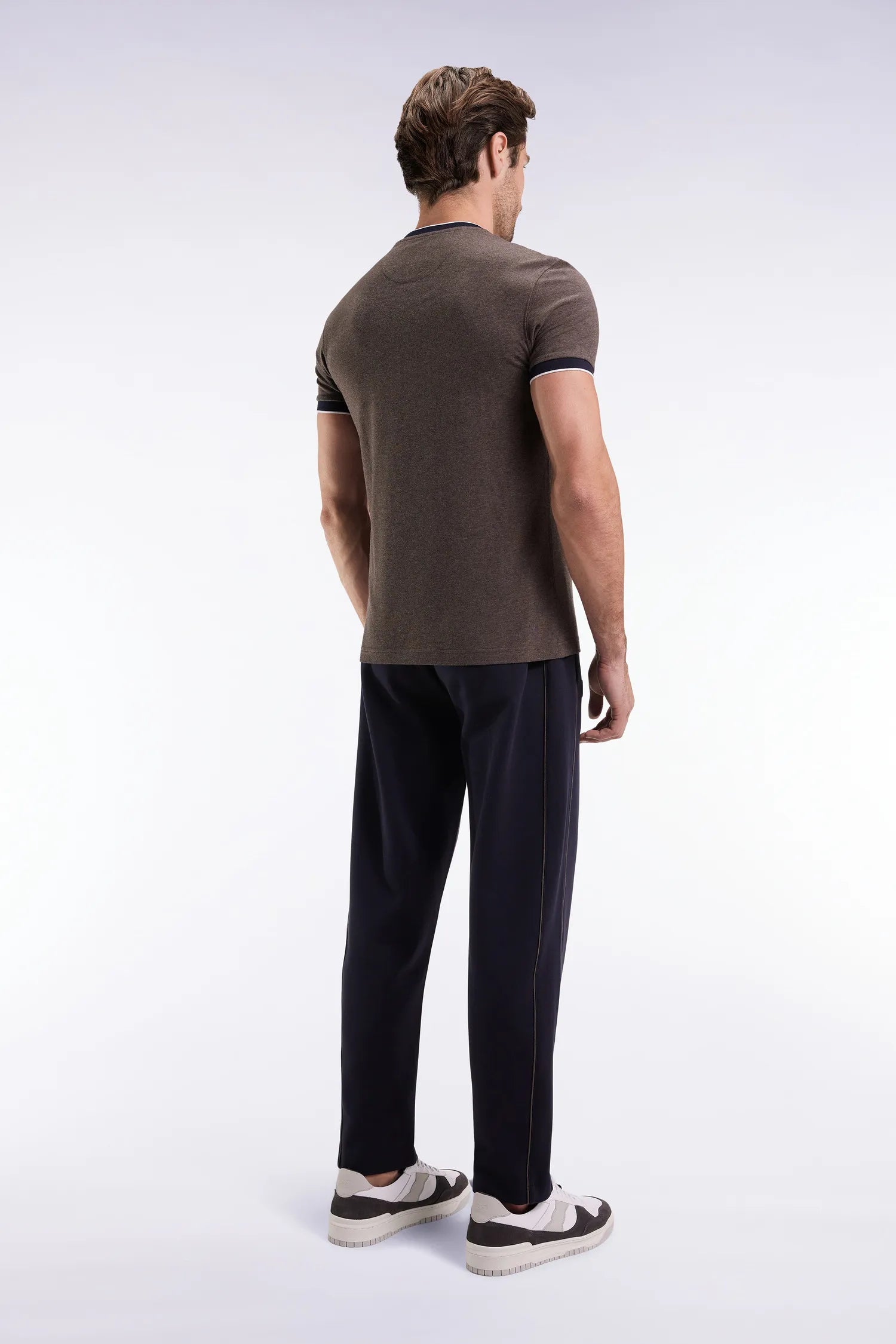 Eden Park_Blue_Navy Brushed Fleece Joggers with Piping and Straight Cut Front Pleats_H25MAIJO0013_BLF_05
