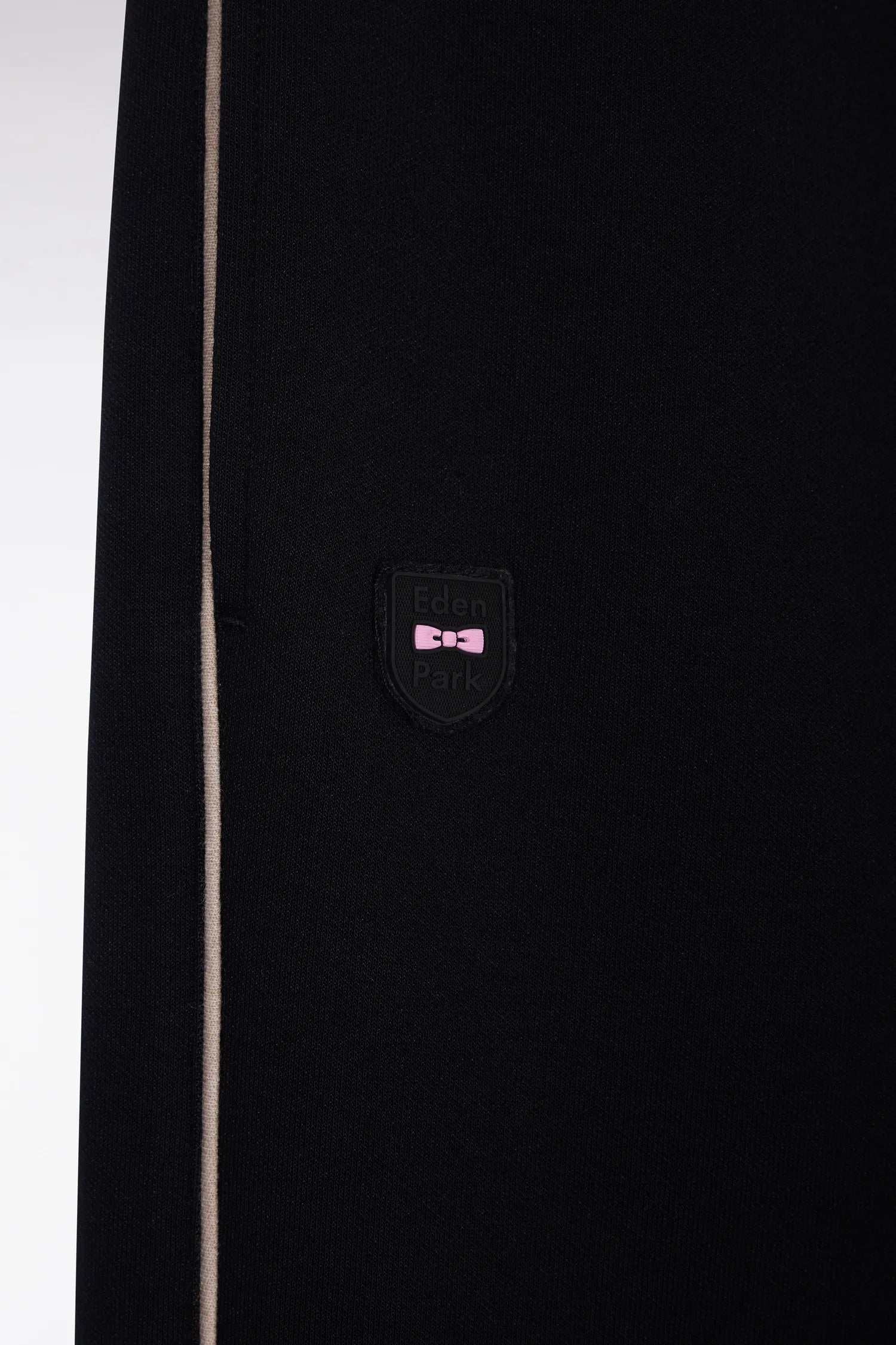 Eden Park_Black_Black Brushed Fleece Joggers with Piping and Straight Fit Front Pleats_H25MAIJO0013_NO_02