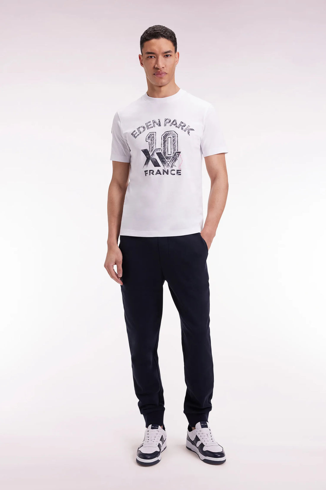 Eden Park_Blue_Straight Cut Navy Fleece Joggers Xv De France_H25MAIJO0026_BLF_01