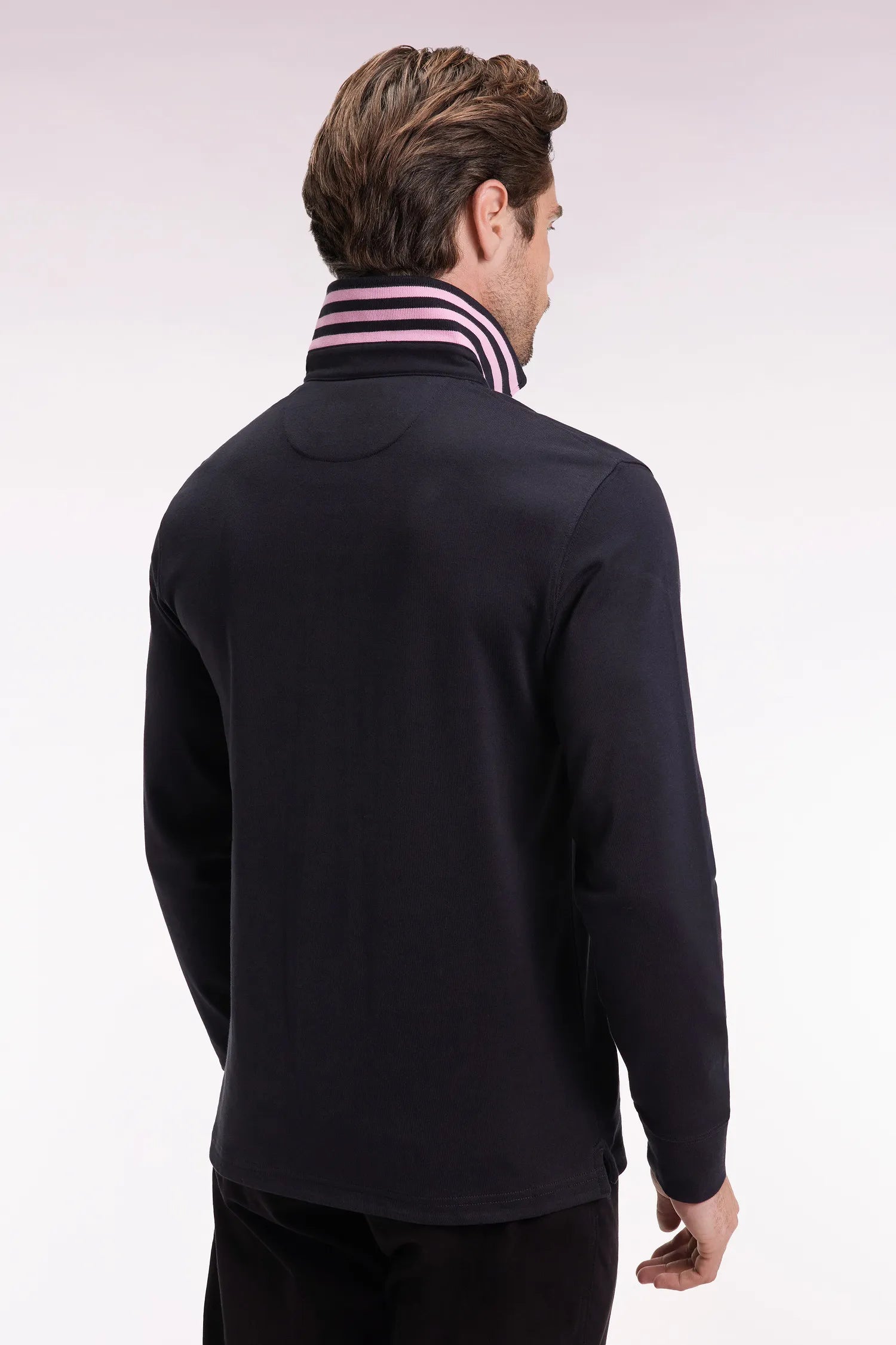 Eden Park_Black_Long-Sleeved Jersey in Black Jersey with Striped Collar_H25MAIML0004_NO_05