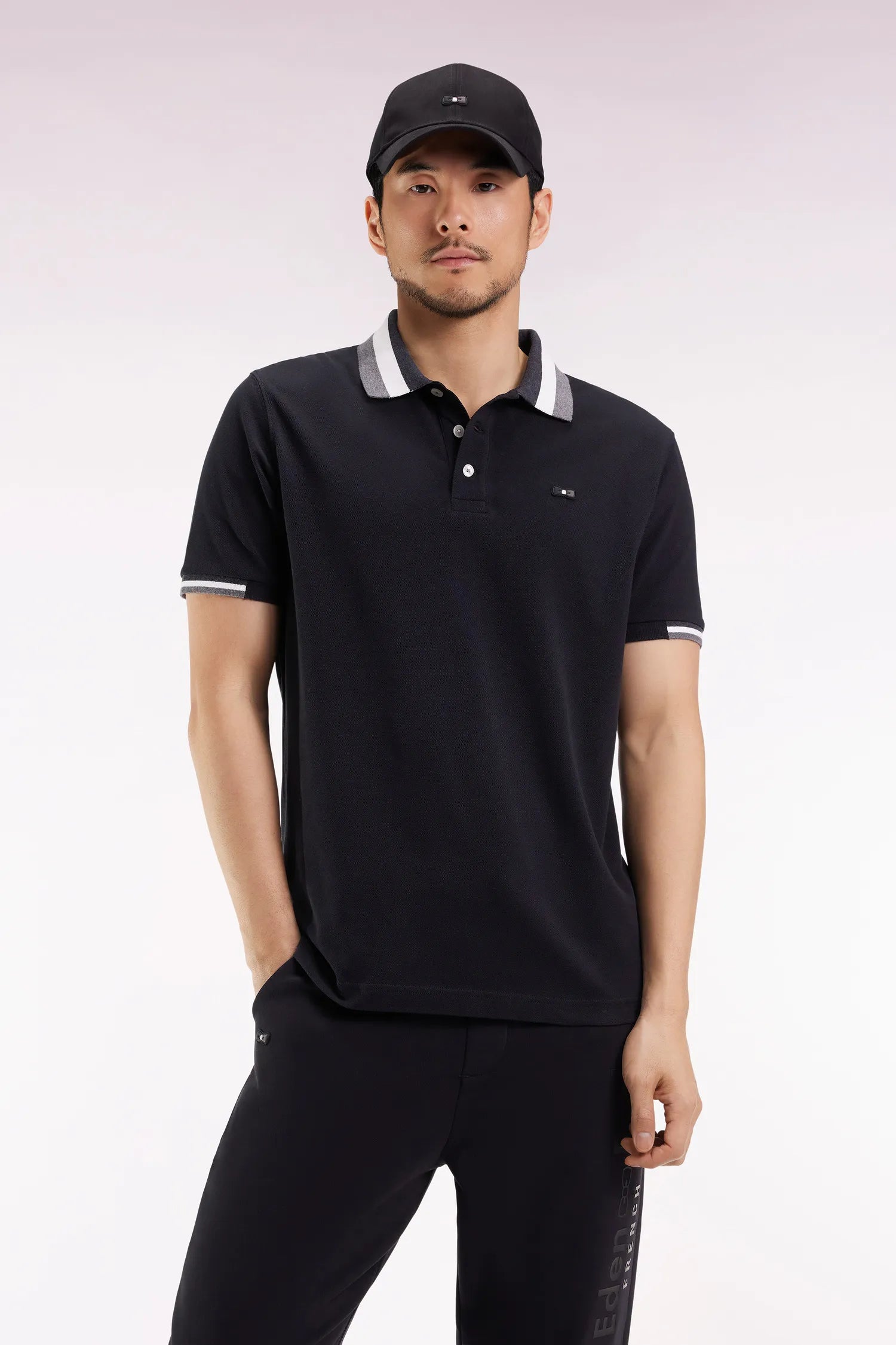 Eden Park_0_Short-Sleeved Polo Shirt in Black Cotton with Tricolour Details with a Loose Fit_H25MAIPC0025_NO_01