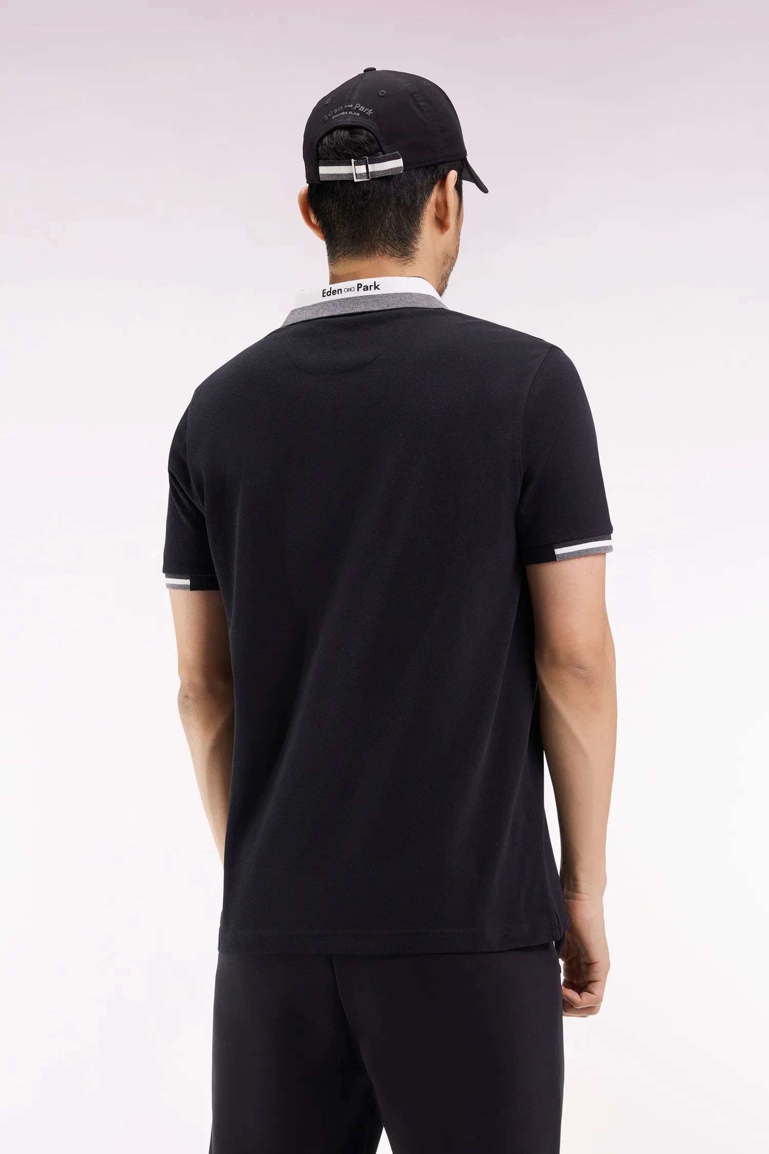 Eden Park_0_Short-Sleeved Polo Shirt in Black Cotton with Tricolour Details with a Loose Fit_H25MAIPC0025_NO_05
