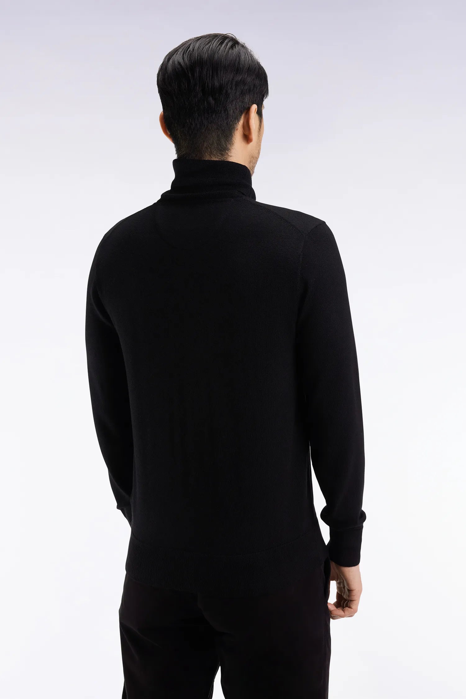 Eden Park_Black_Black Merino Wool Turtleneck Sweater_H25MAIPU0019_NO_05